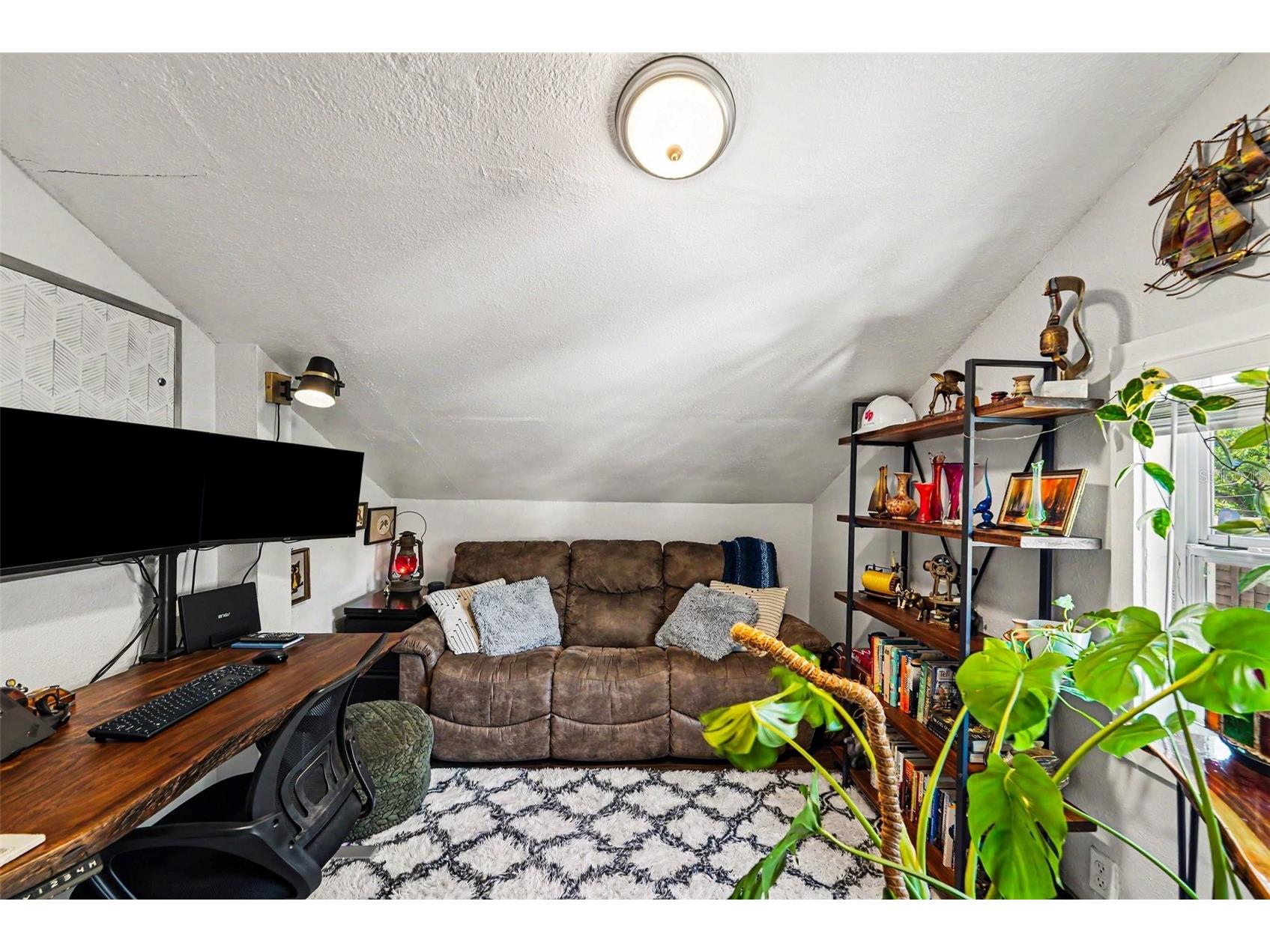 1655 Preston St S Saint Petersburg FL 33712 TB8509708 image13