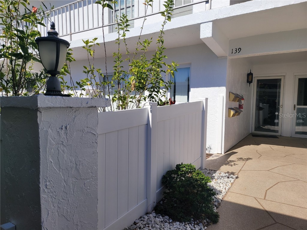 1655 S Highland Ave #D139 Clearwater FL 33756 V4922257 image1