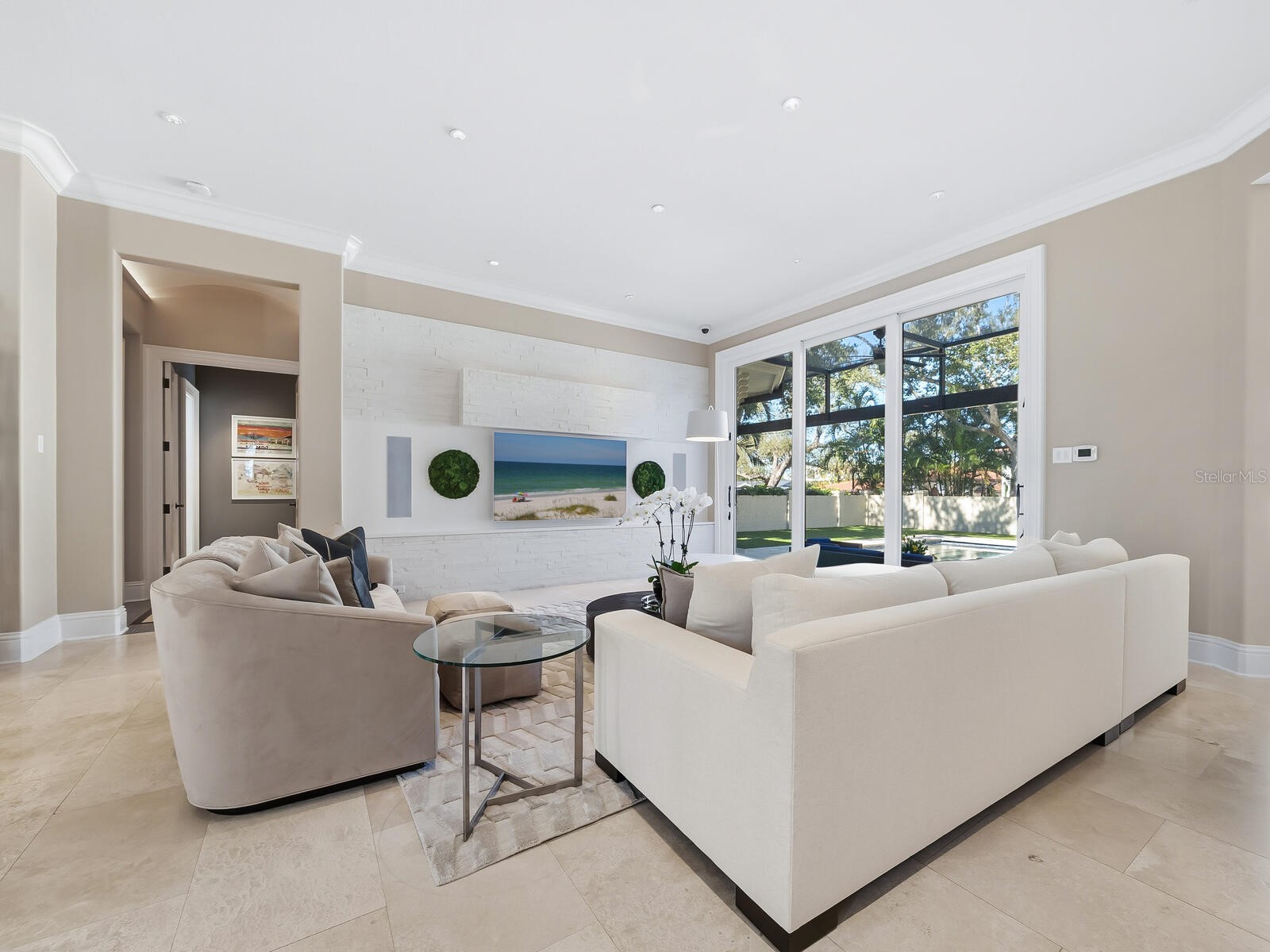 1655 South Drive Sarasota FL 34239 A4684423 image11