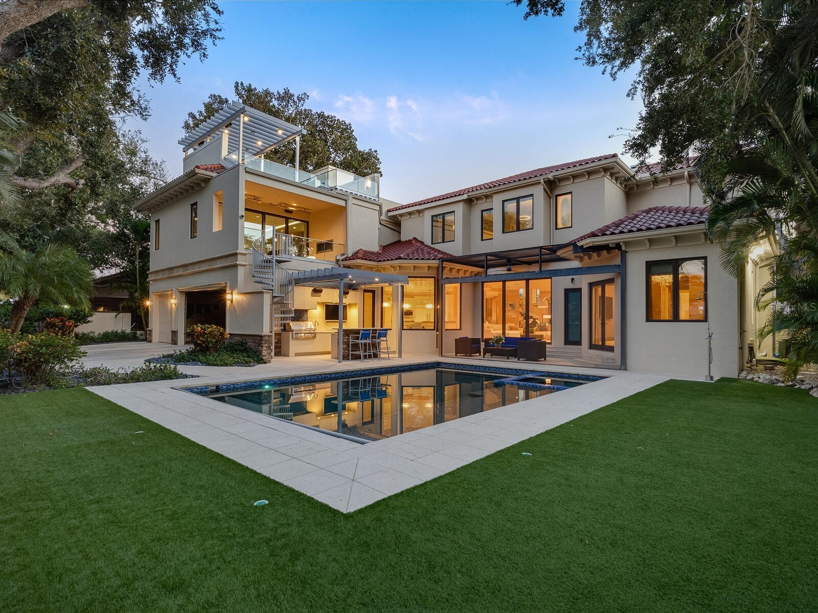 1655 South Drive Sarasota FL 34239 A4684423 image2