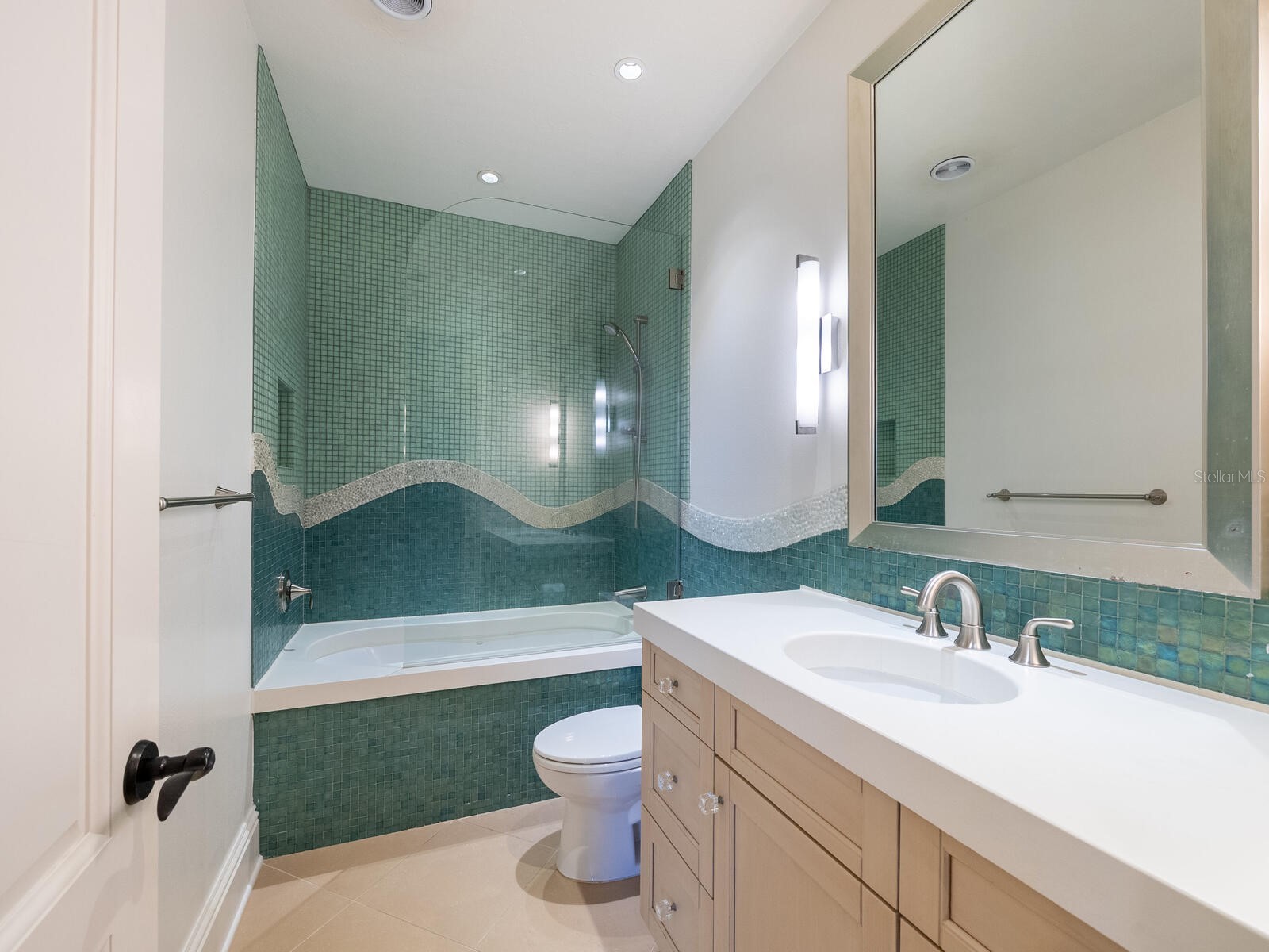 1655 South Drive Sarasota FL 34239 A4684423 image34