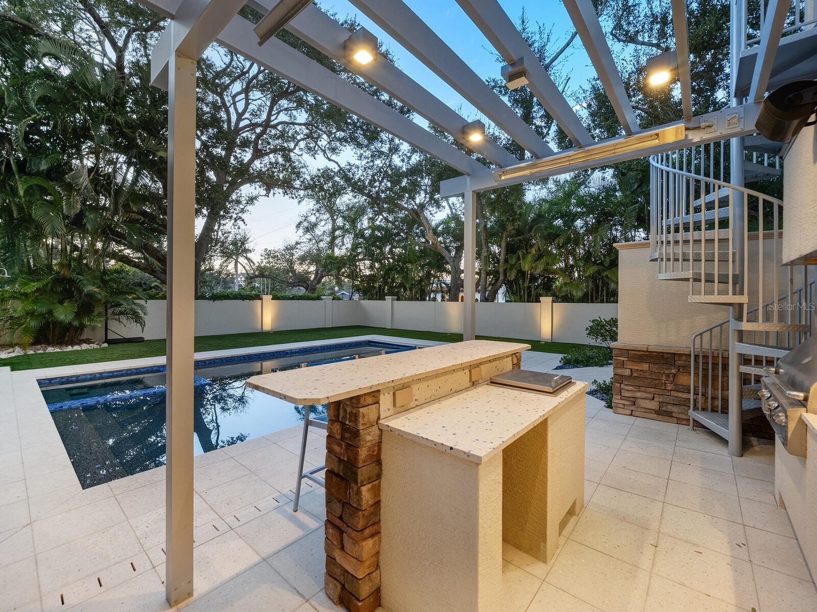 1655 South Drive Sarasota FL 34239 A4684423 image53