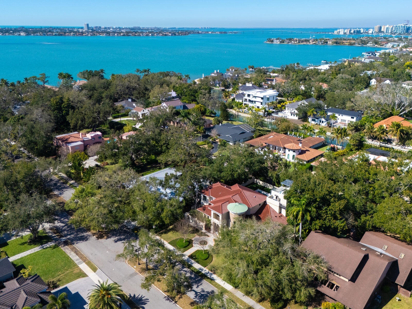 1655 South Drive Sarasota FL 34239 A4684423 image65