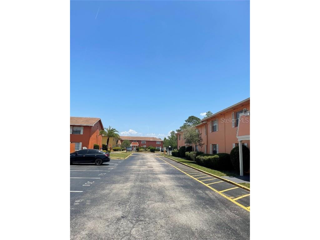 1655 W Oak Ridge Road #1655B Orlando FL 32809 P4925772 image1