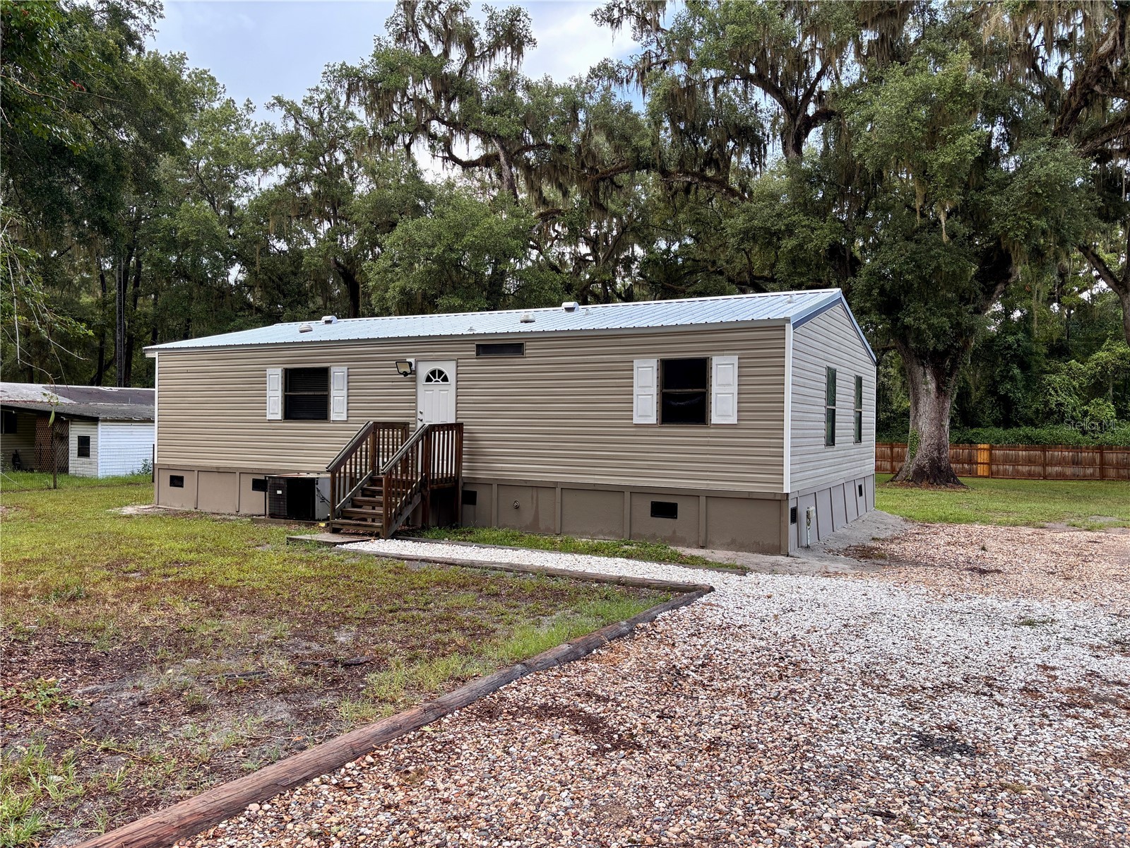 16581 NE 42nd Avenue Citra FL 32113 OM728142 image3