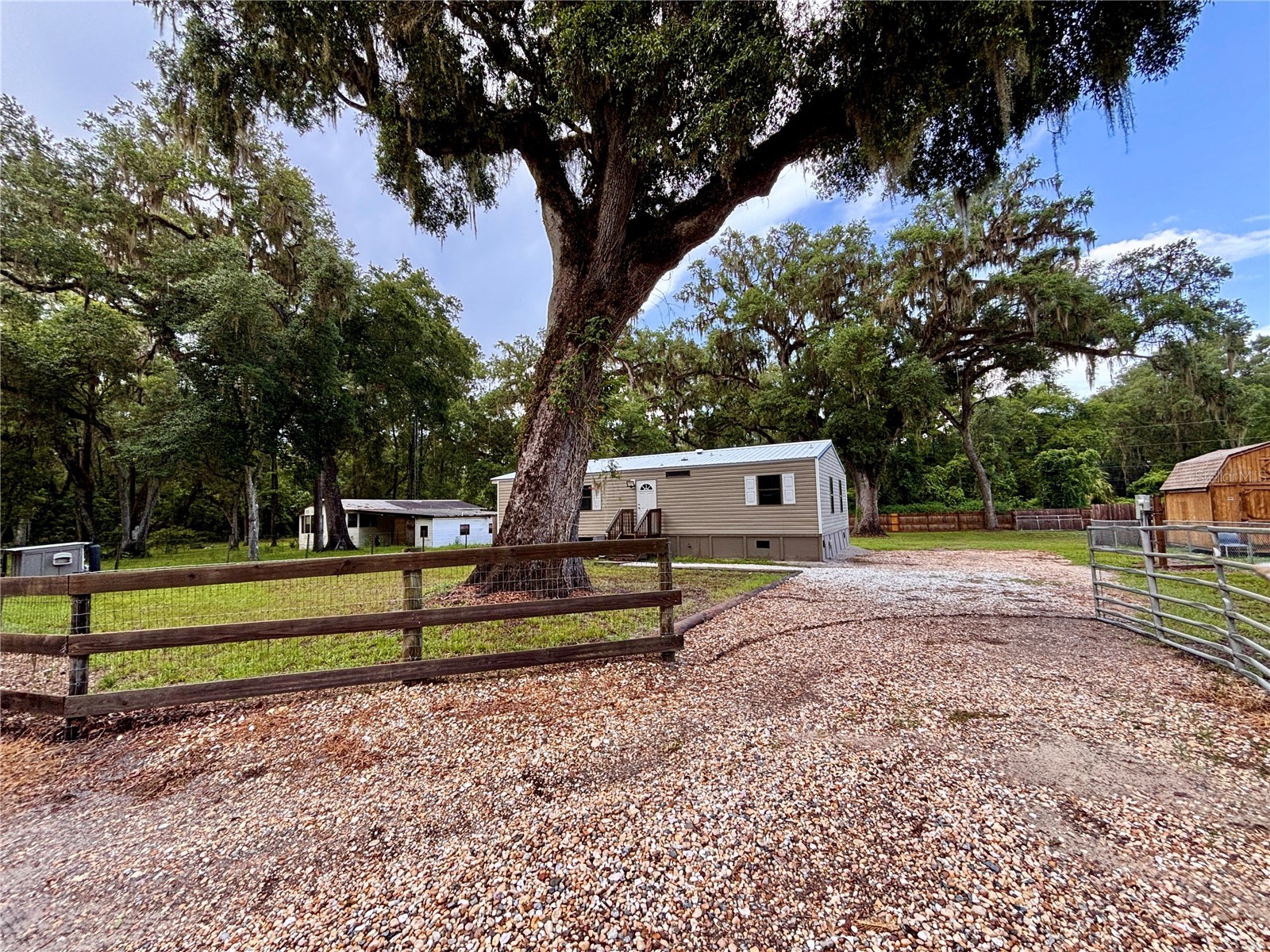 16581 NE 42nd Avenue Citra FL 32113 OM728142 image4