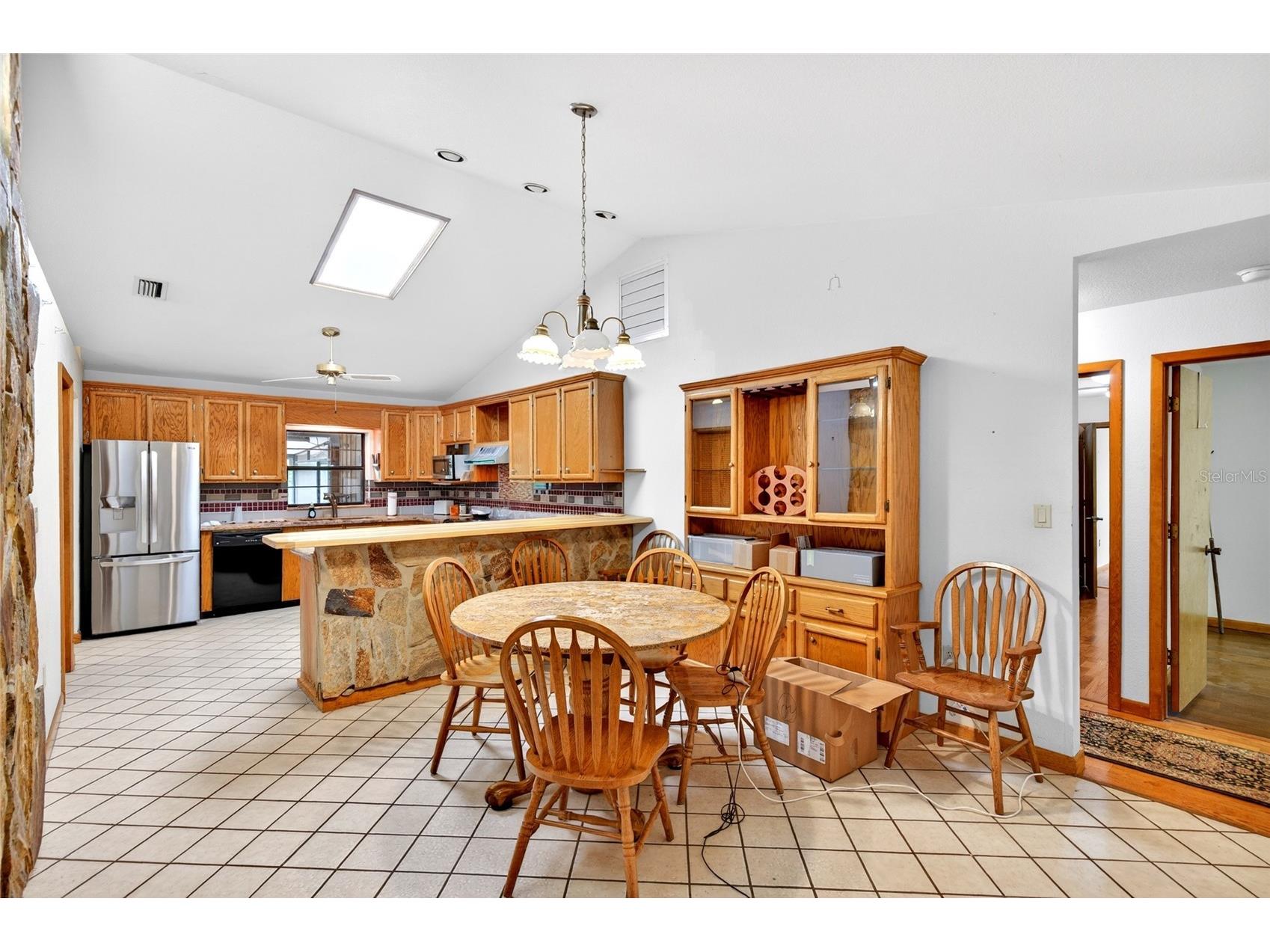16555 N Highway 329 Reddick FL 32686 OM724739 image11
