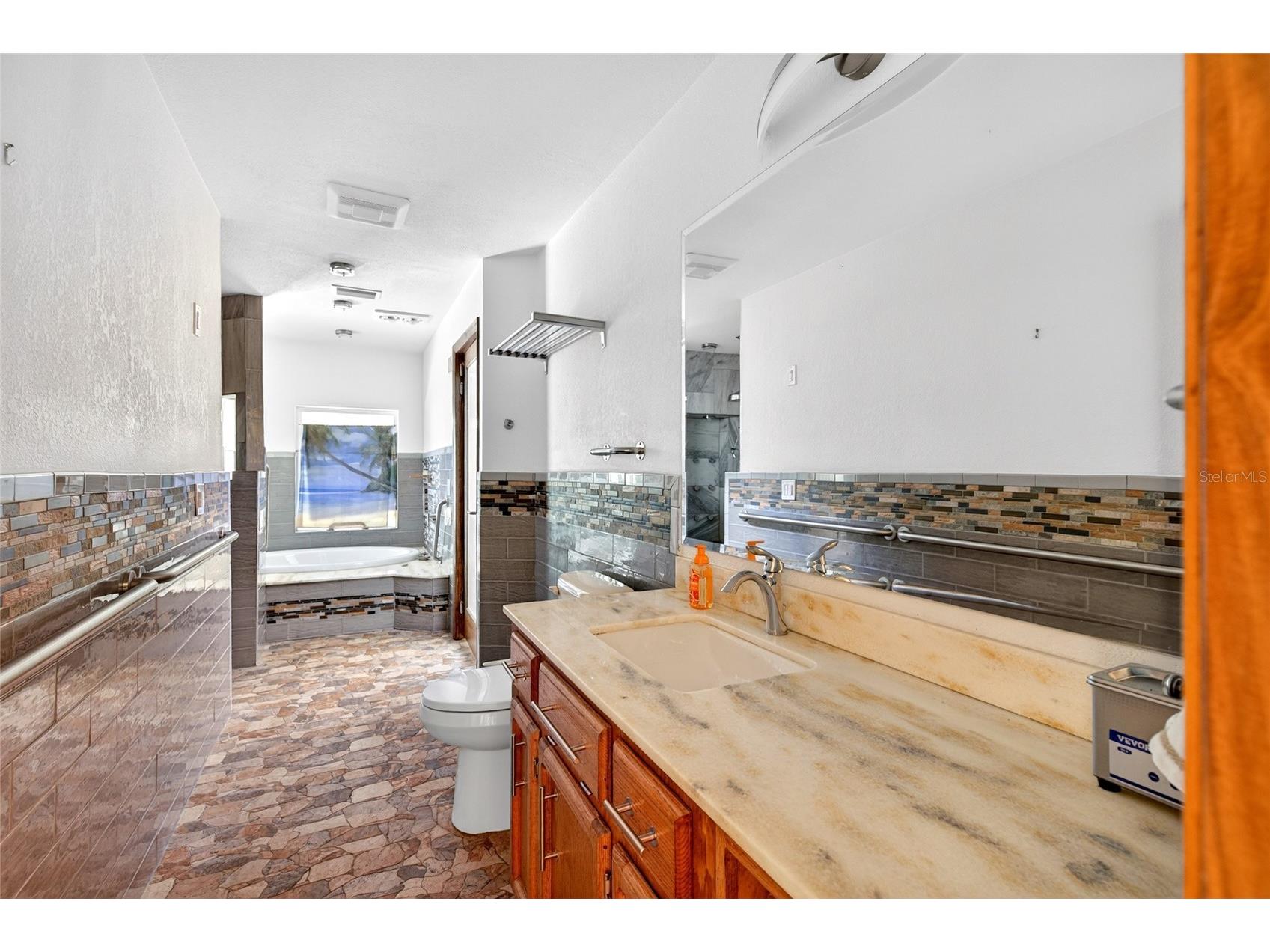 16555 N Highway 329 Reddick FL 32686 OM724739 image19
