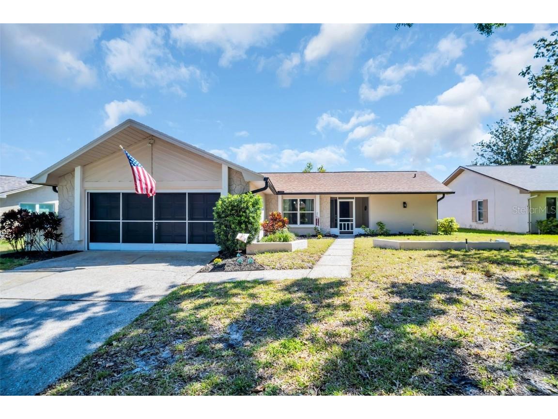 1657 Glengarry Drive Palm Harbor FL 34684 - LAKE TARPON TB8372779 image1