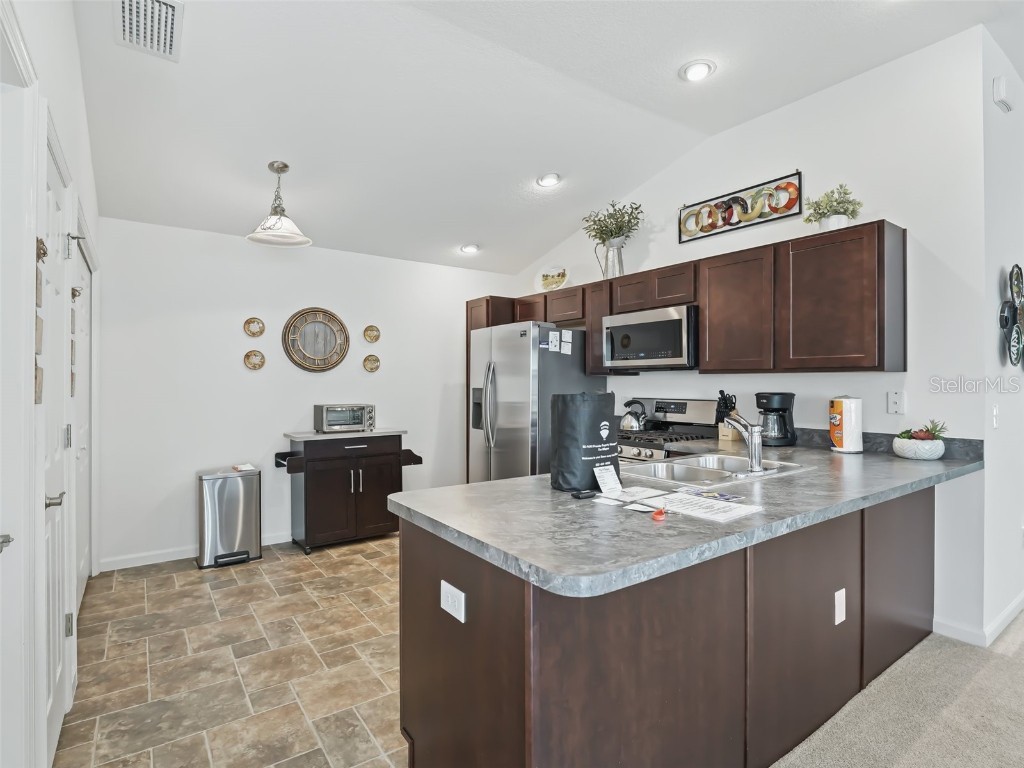 1657 Mcdonald Court The Villages FL 32163 OM705624 image10