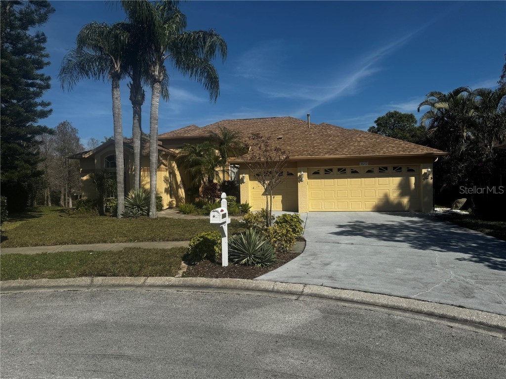 1657 Oak Park Court Tarpon Springs FL 34689 U8232620 image1