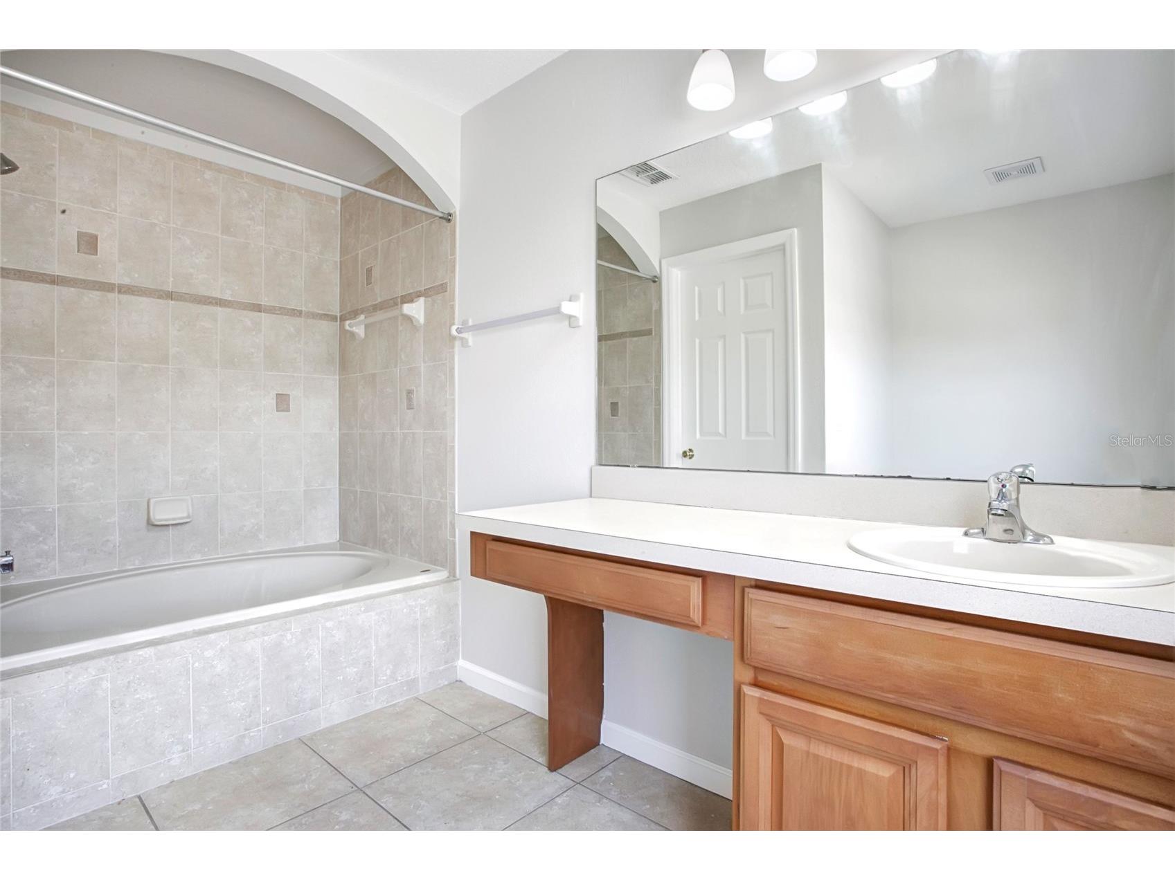 16571 Cedar Crest Drive Orlando FL 32828 O6422741 image18