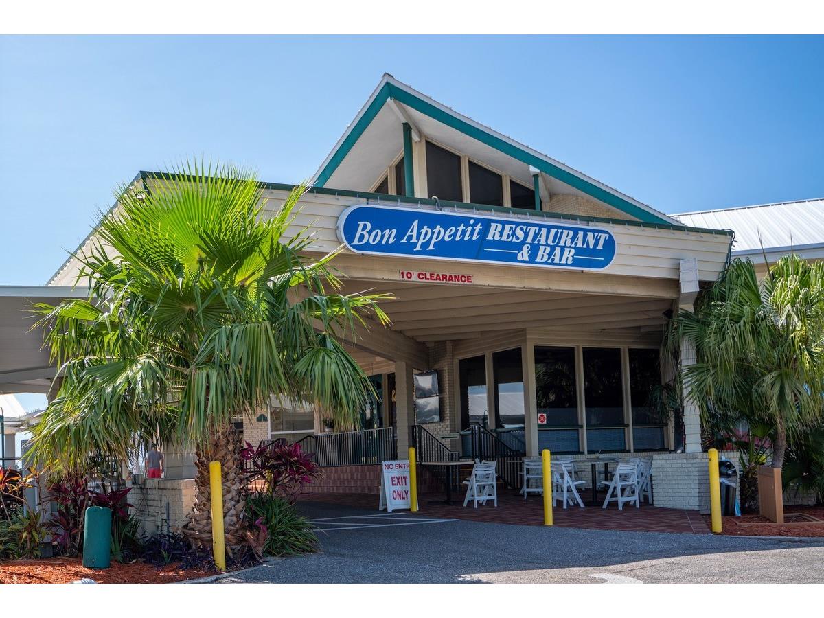 1658 Douglas Avenue Dunedin FL 34698 TB8496991 image56