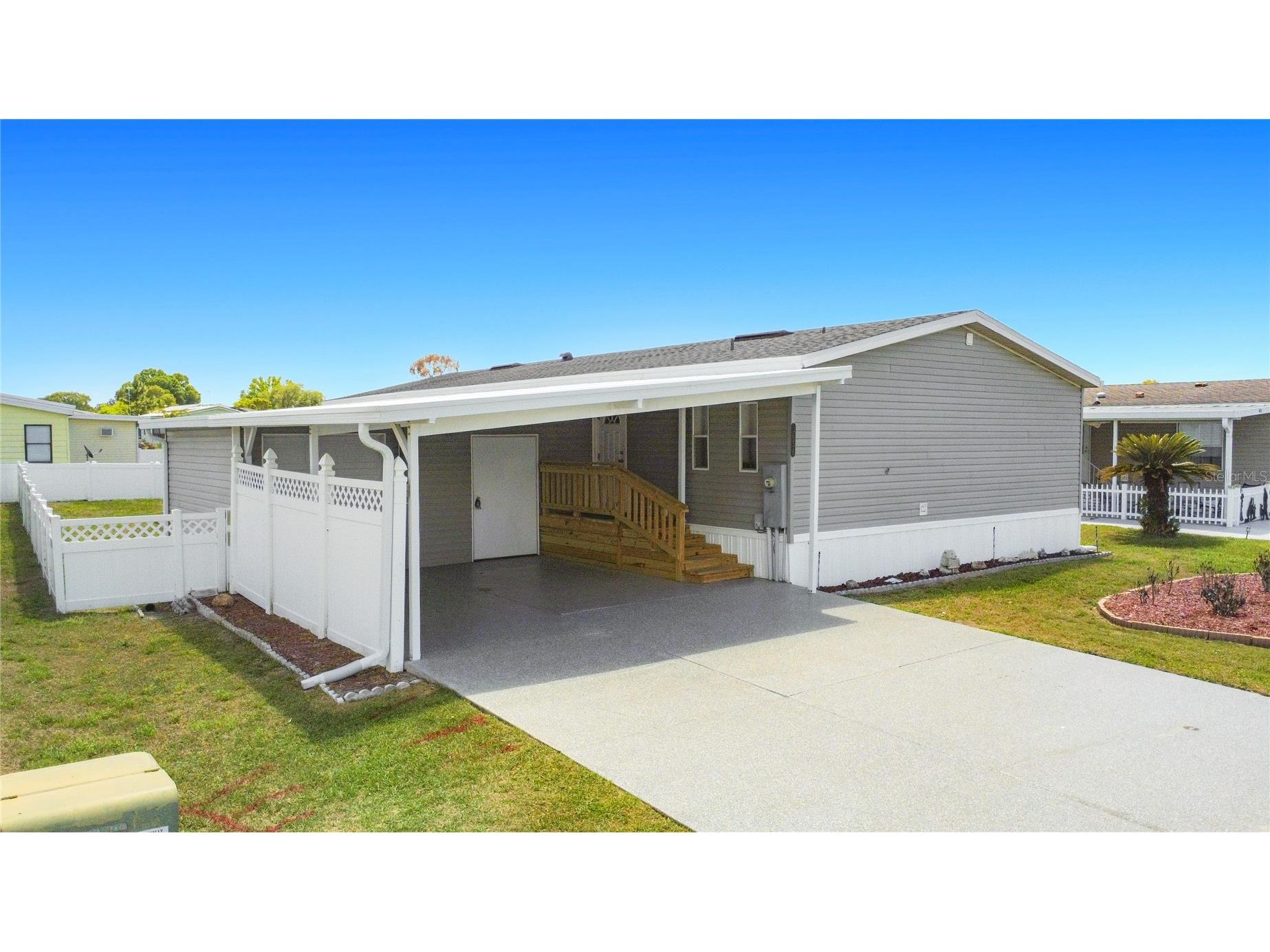 1658 Elkhart Circle Tavares FL 32778 G5110044 image1