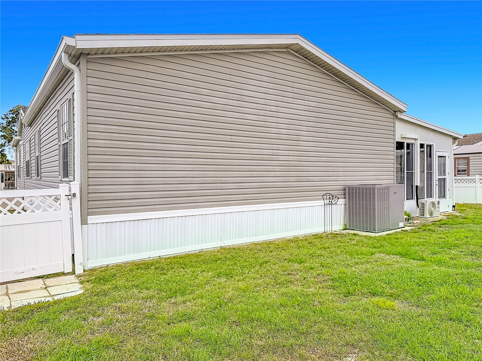 1658 Elkhart Circle Tavares FL 32778 G5110044 image42