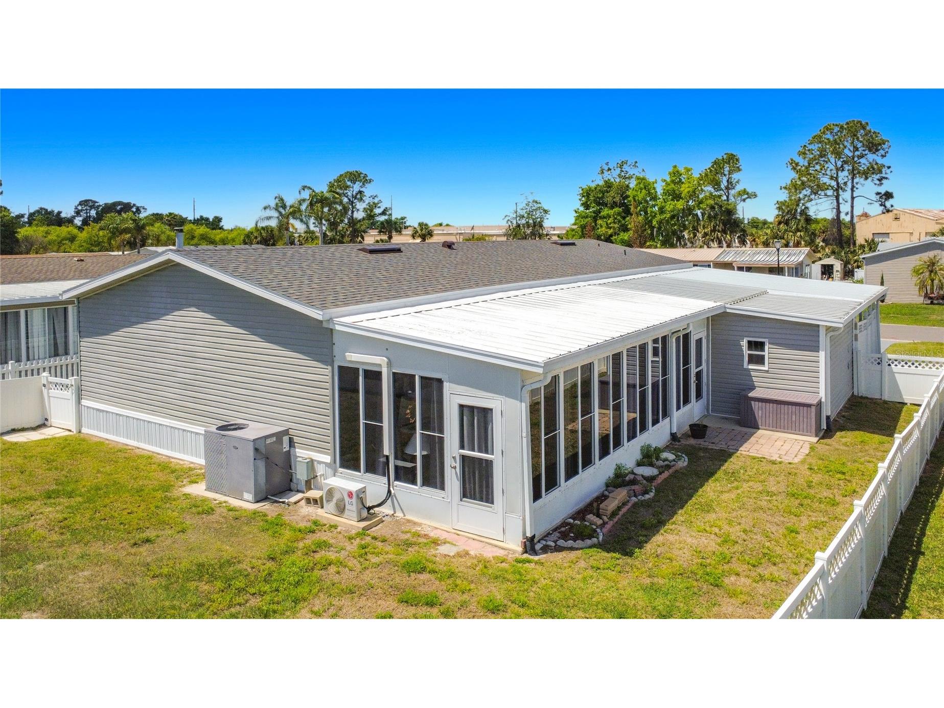 1658 Elkhart Circle Tavares FL 32778 G5110044 image43
