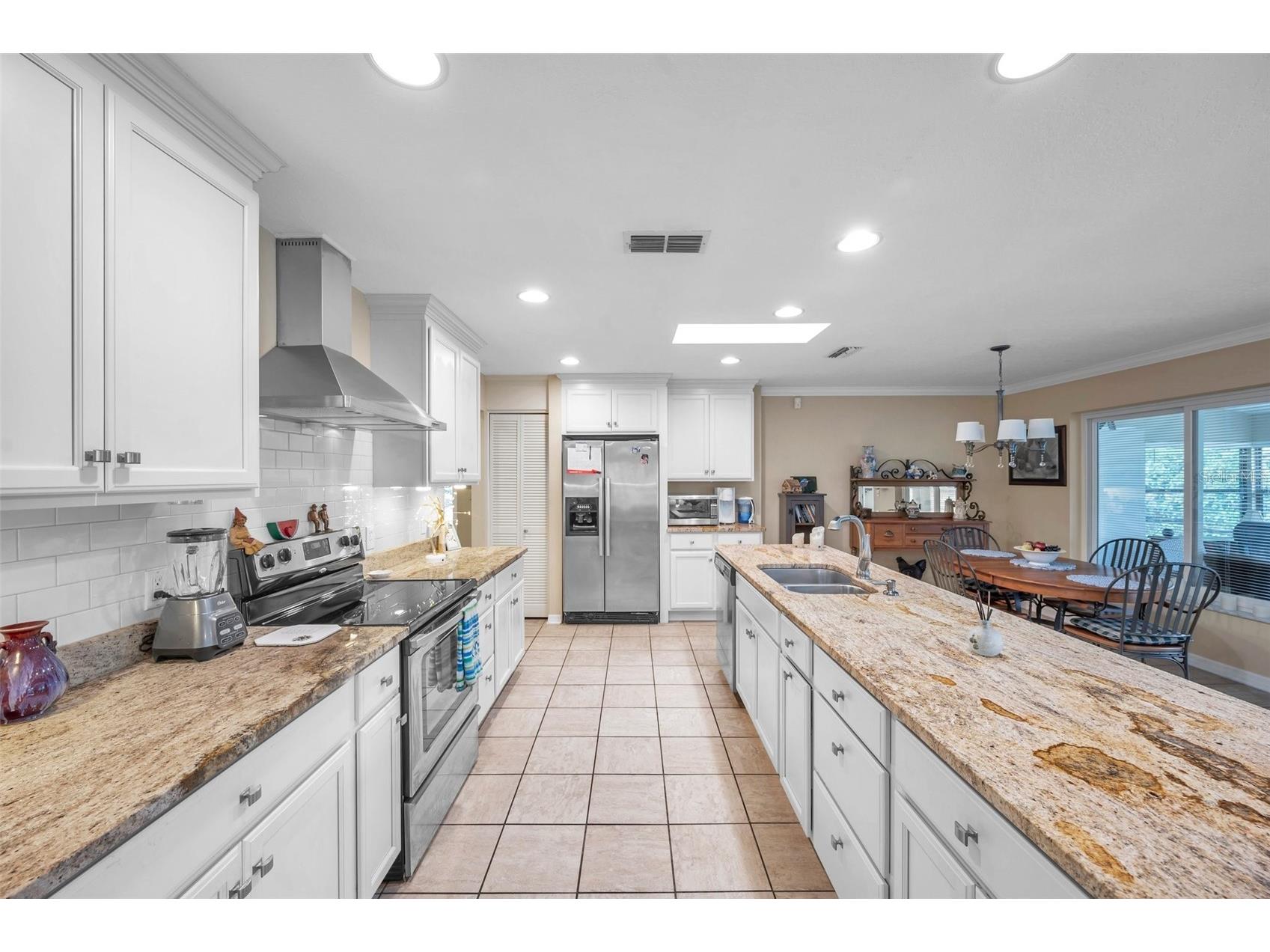1658 Macdonnell Court Palm Harbor FL 34684 - LAKE TARPON TB8502638 image11