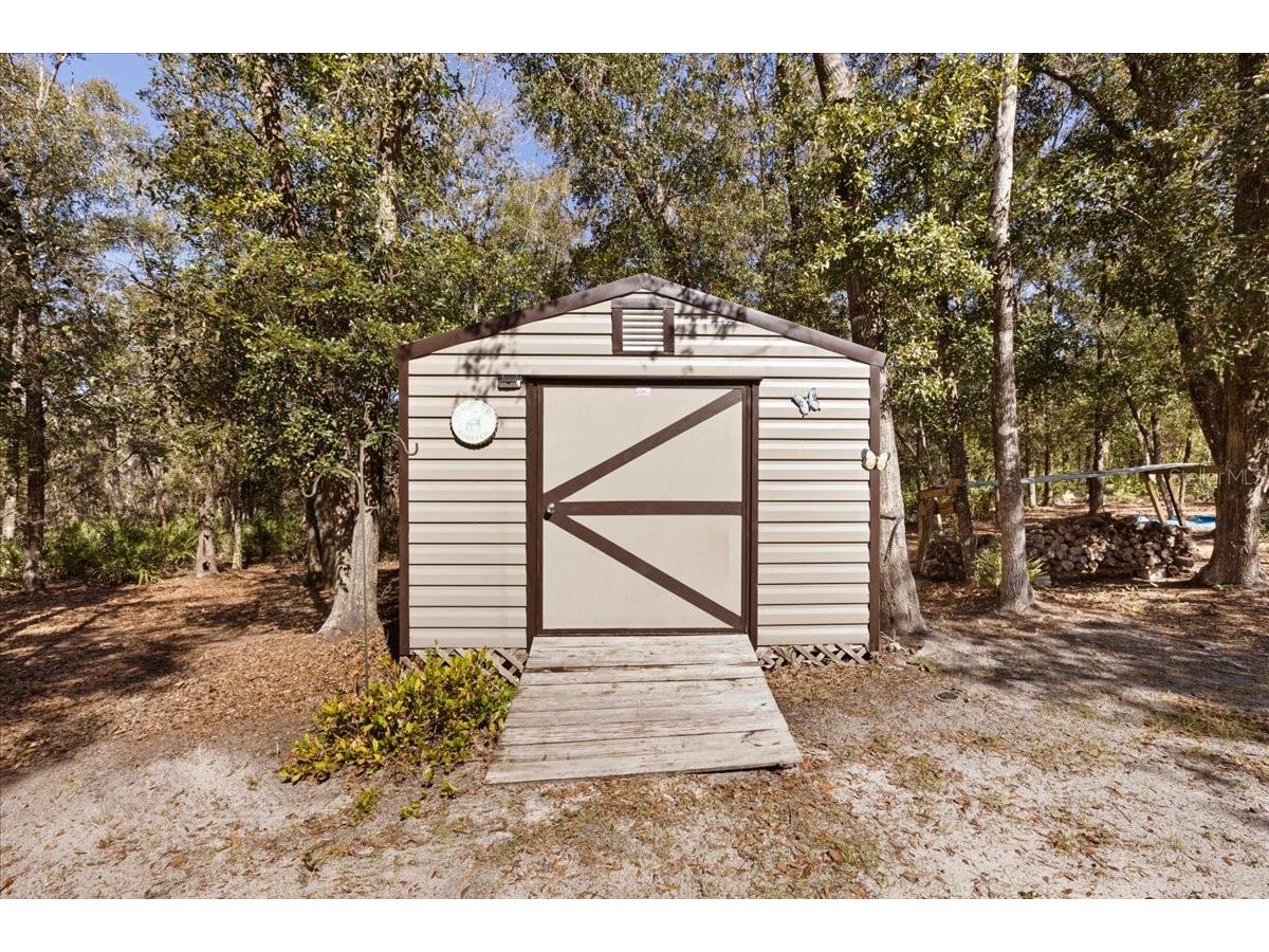 1658 NE 743rd Street Old Town FL 32680 GC537628 image33