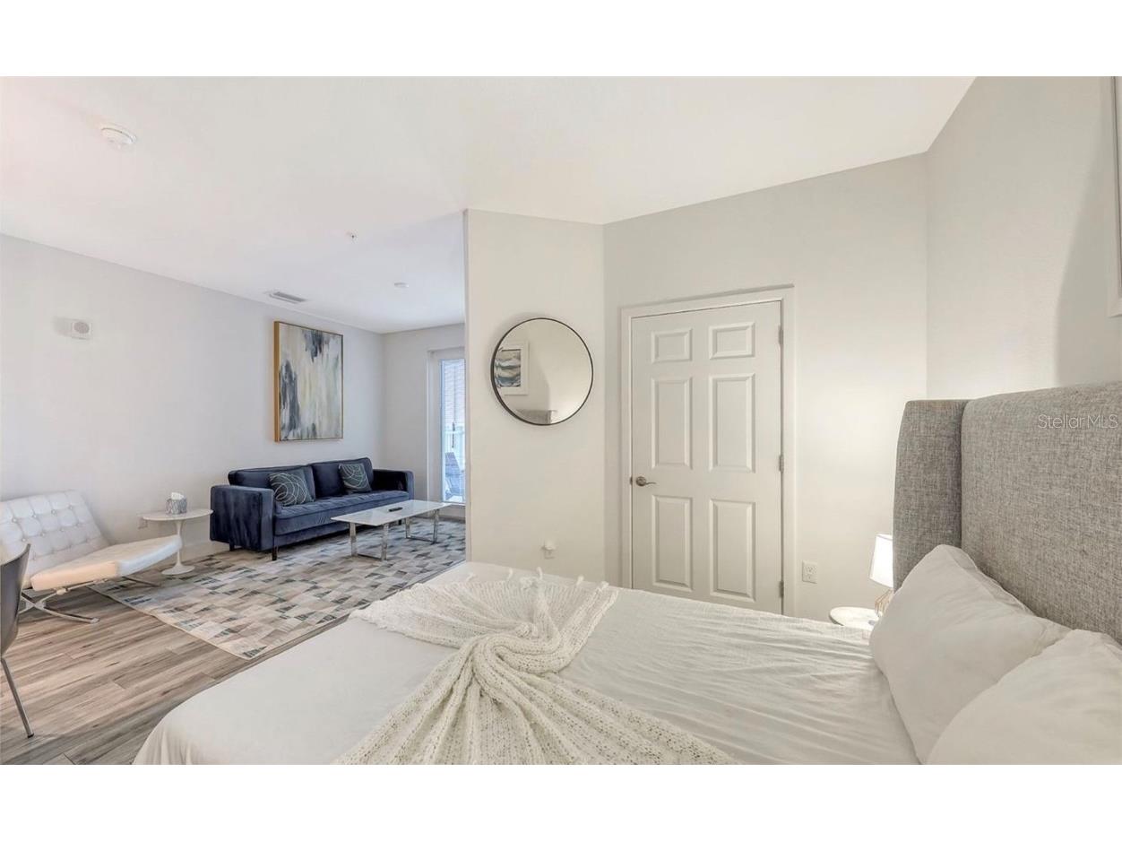 1659 2nd Street #515 Sarasota FL 34236 A4657126 image4