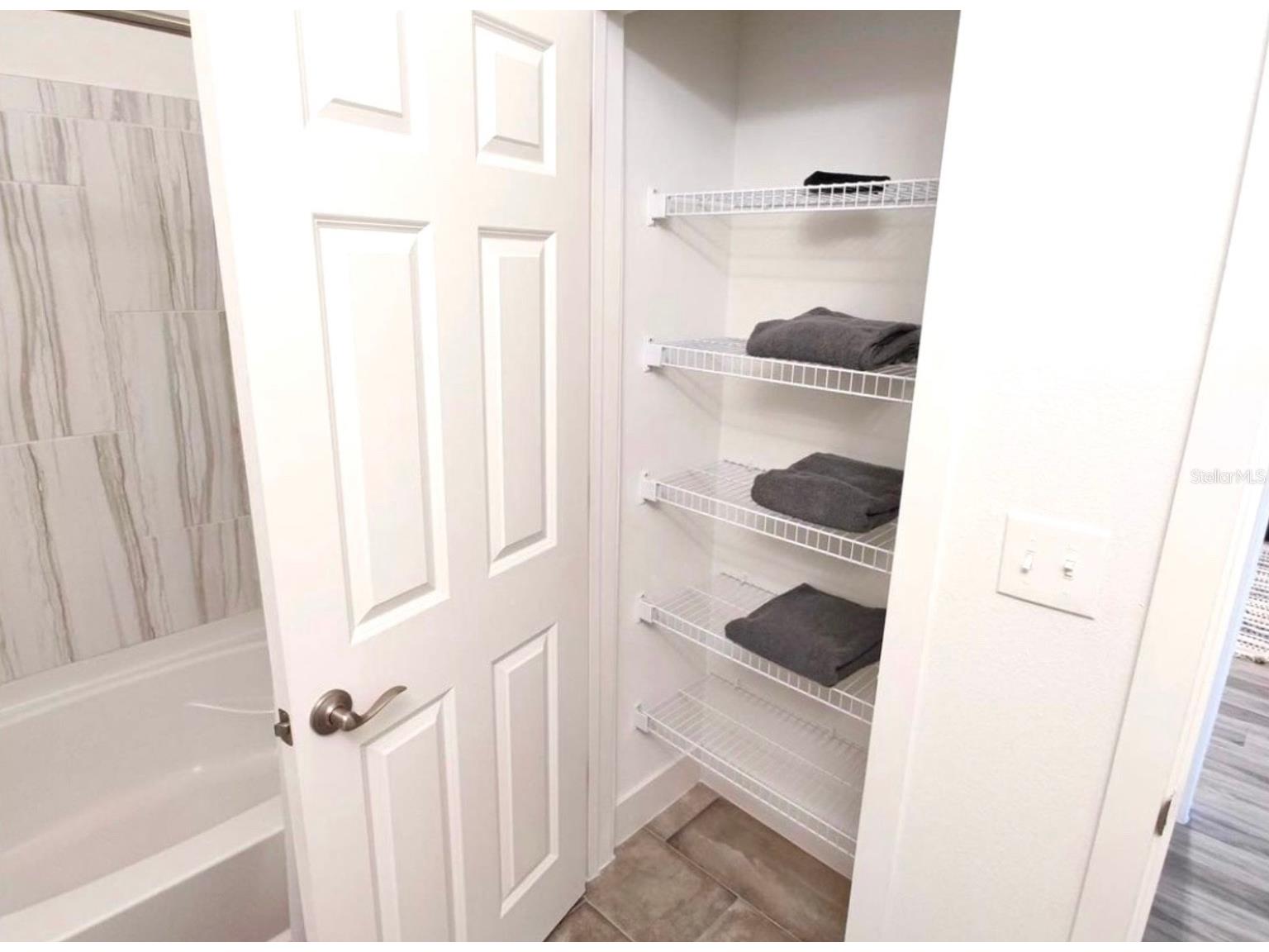 1659 2nd Street Sarasota FL 34236 A4684020 image12