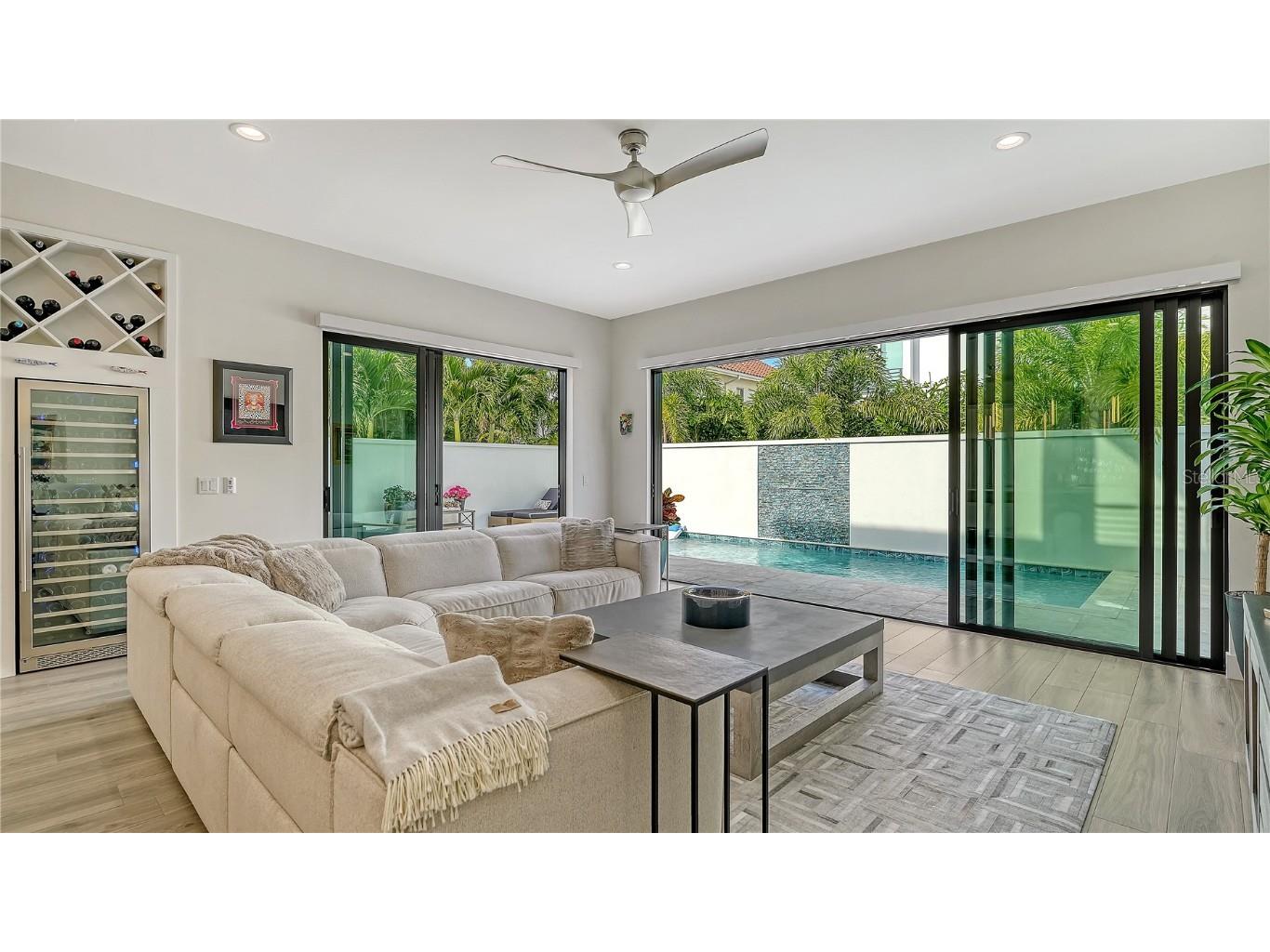 1659 Devonshire Lane Sarasota FL 34236 A4673505 image10