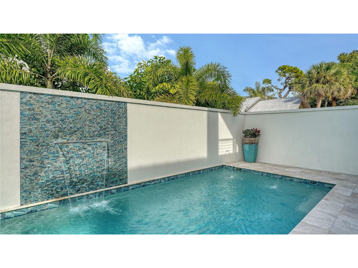 1659 Devonshire Lane Sarasota FL 34236 A4673505 image25