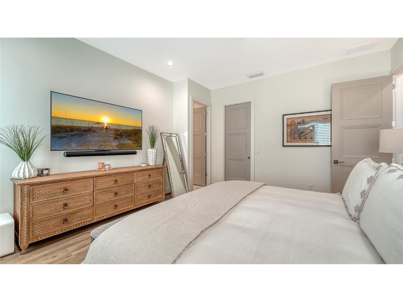 1659 Devonshire Lane Sarasota FL 34236 A4673505 image37