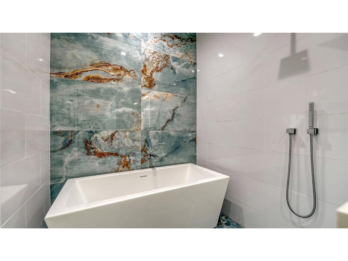 1659 Devonshire Lane Sarasota FL 34236 A4673505 image42