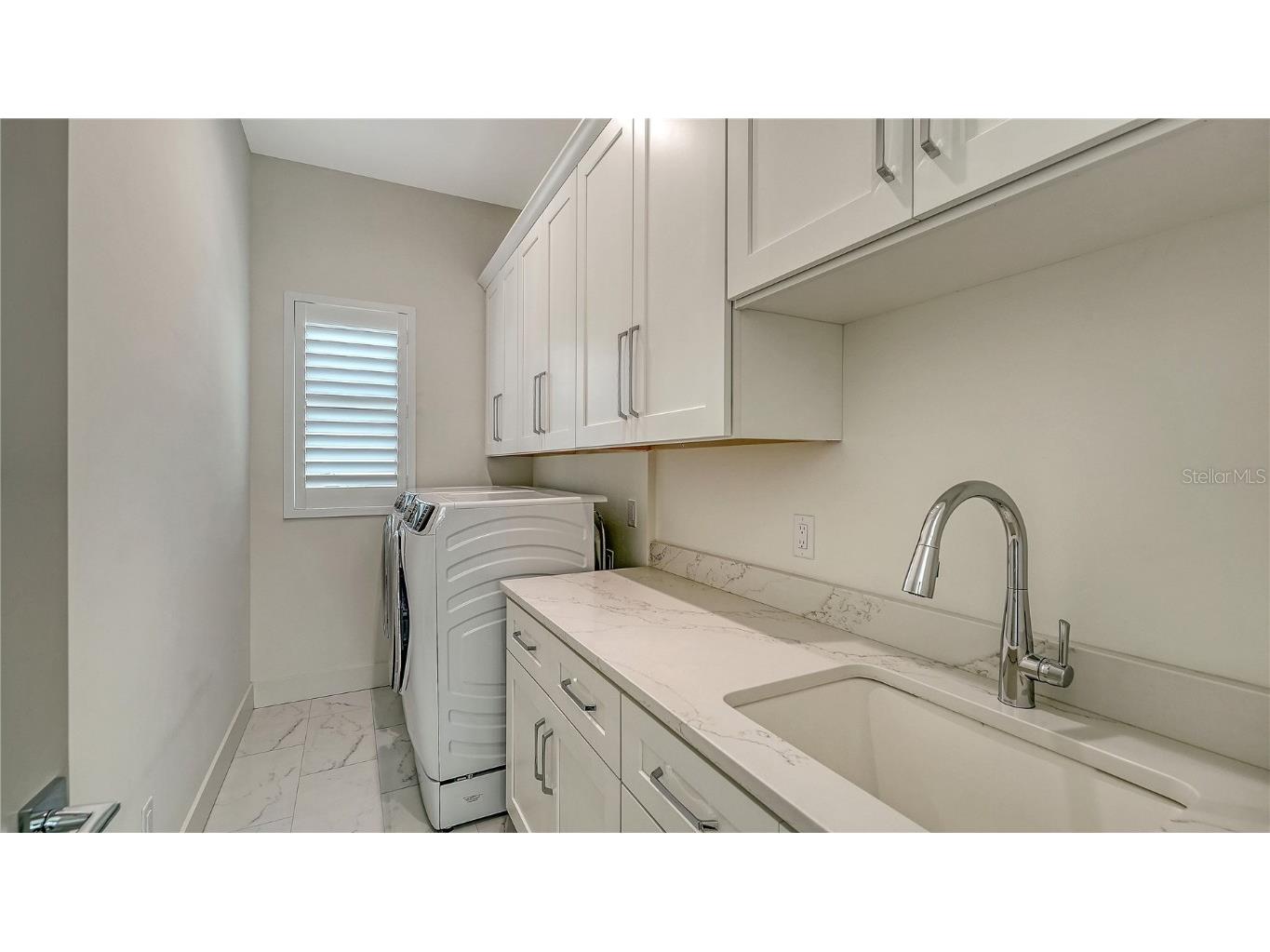 1659 Devonshire Lane Sarasota FL 34236 A4673505 image46