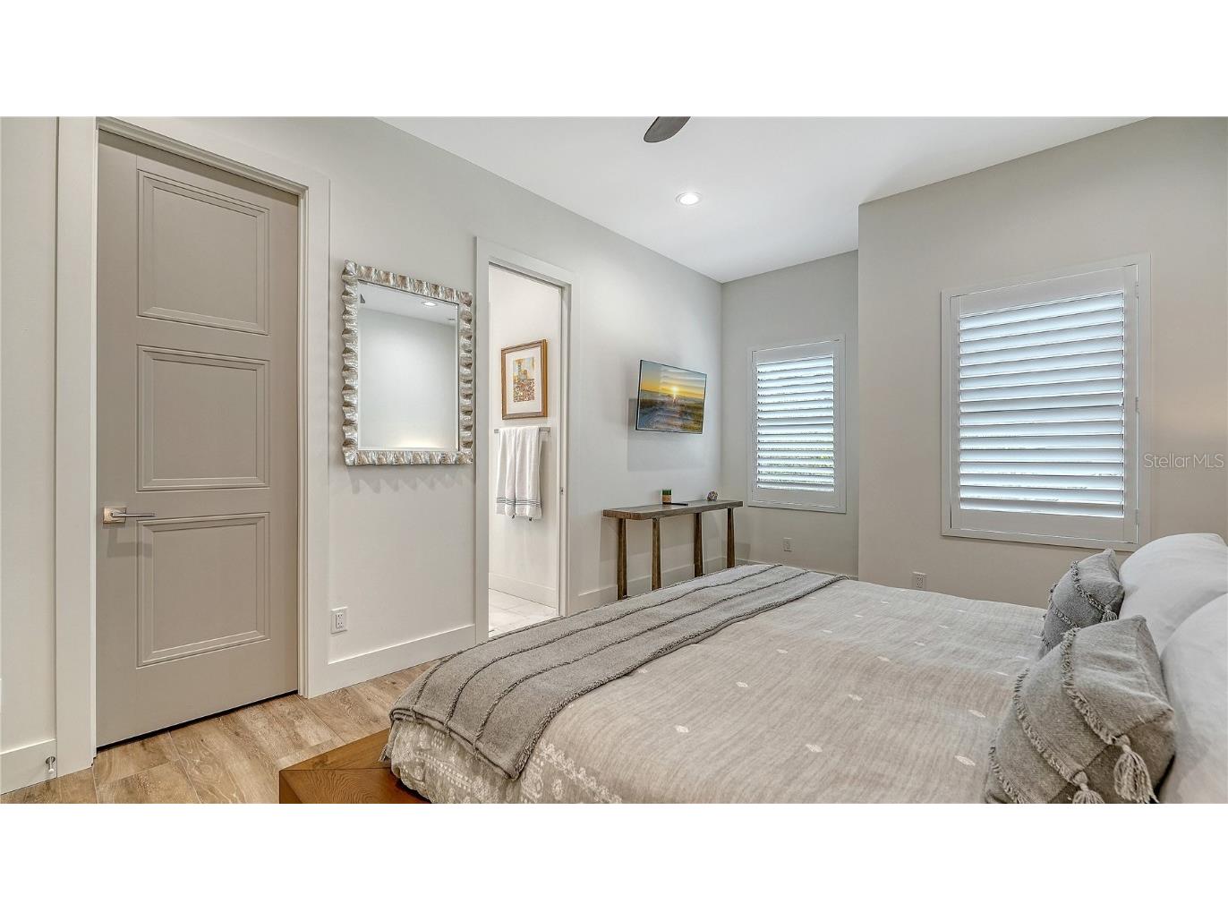 1659 Devonshire Lane Sarasota FL 34236 A4673505 image48