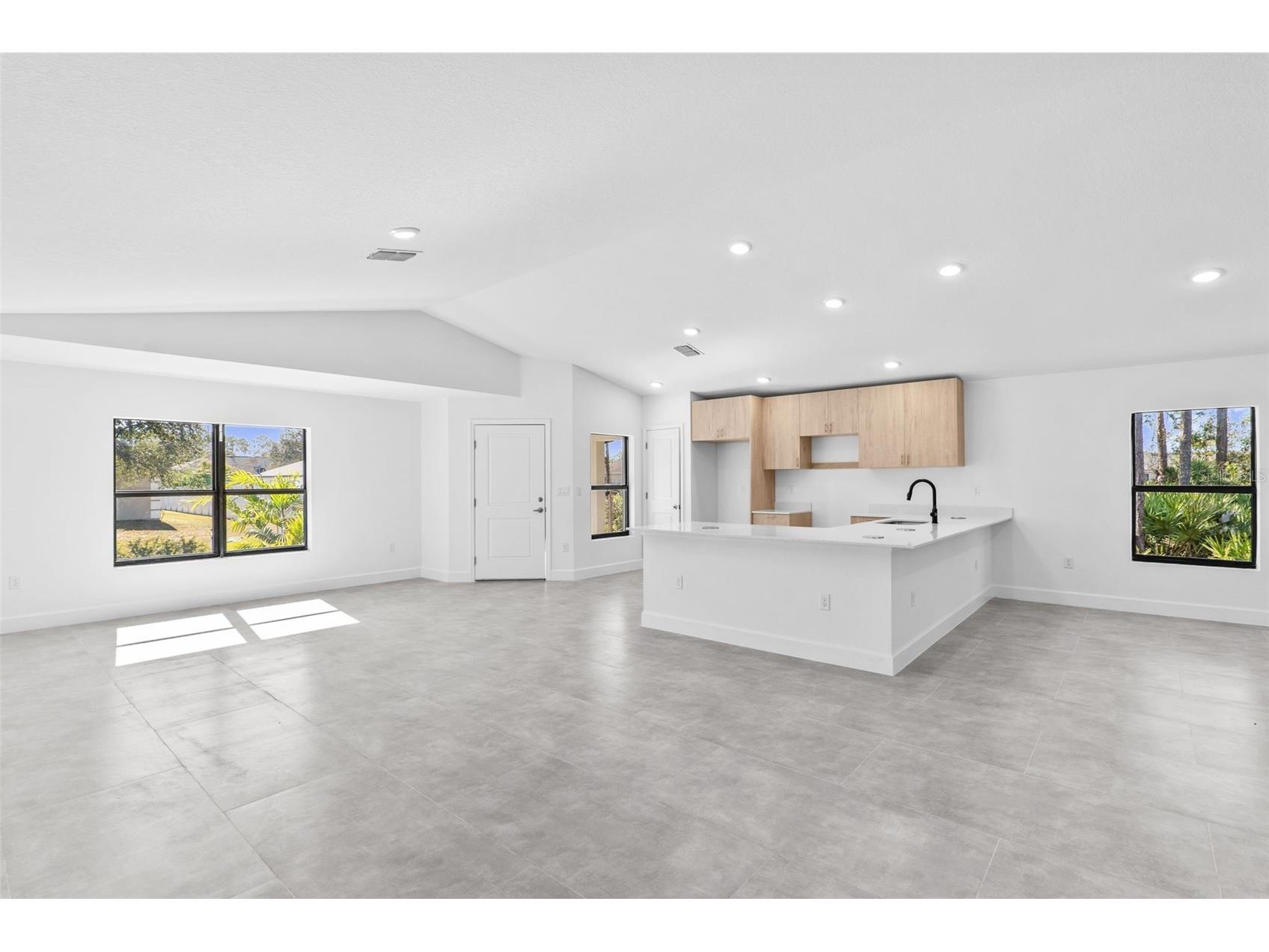 1659 Javier Street SE #A Palm Bay FL 32909 S5137538 image9