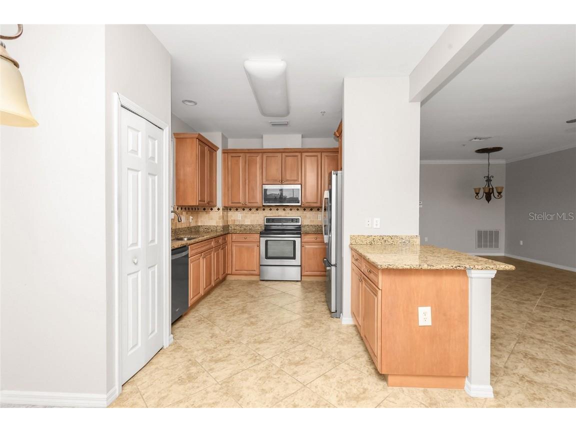 16590 Goldenrod Lane #103 Alva FL 33920 O6337576 image7