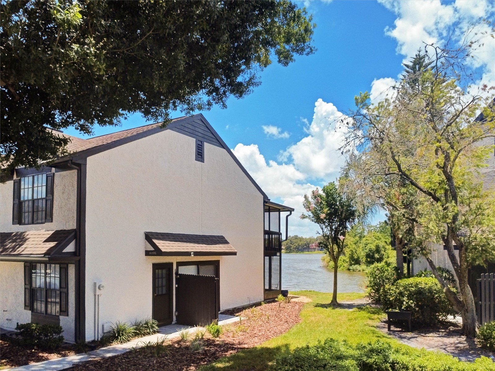 16596 Brigadoon Drive Tampa FL 33618 - LAKE HEATHER TB8519057 image32