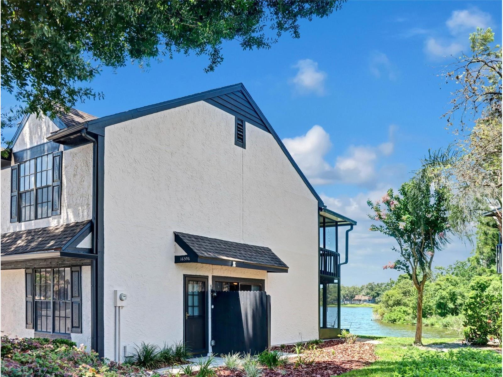16596 Brigadoon Drive Tampa FL 33618 - LAKE HEATHER TB8519057 image33