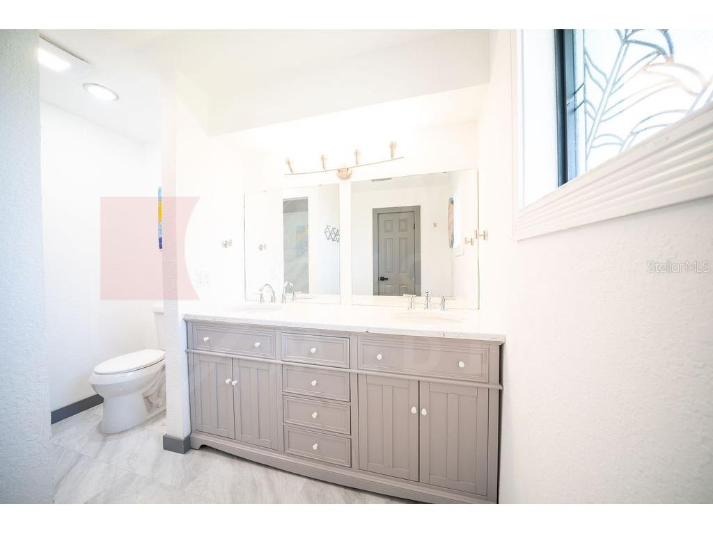 166 Bayside Drive Clearwater Beach FL 33767 TB8423867 image14