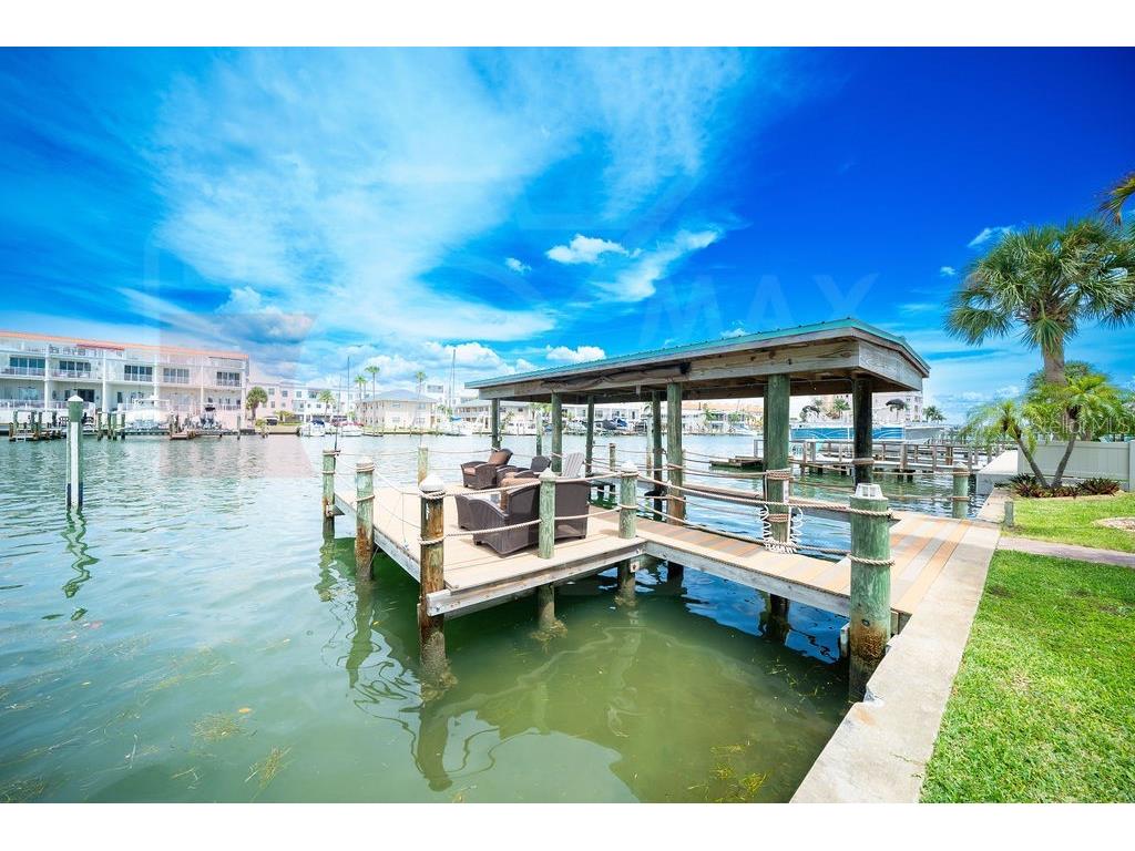 166 Bayside Drive Clearwater Beach FL 33767 TB8423867 image5