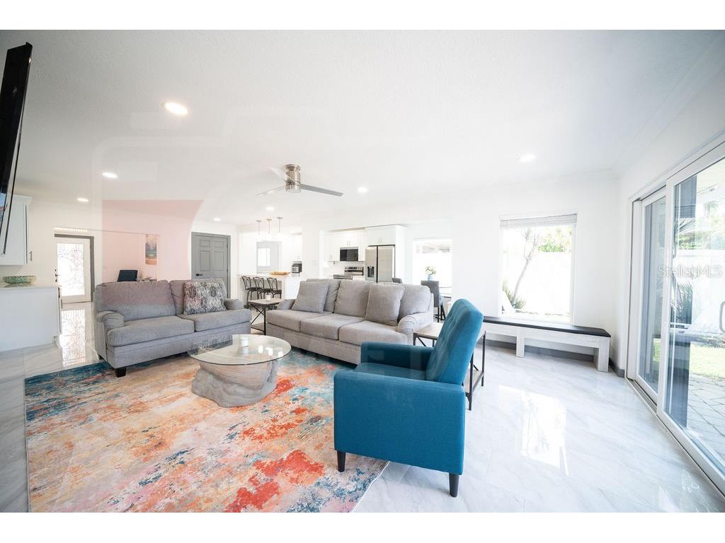 166 Bayside Drive Clearwater Beach FL 33767 TB8423867 image8