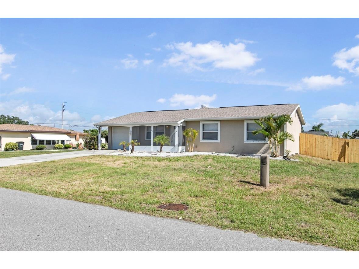 166 Chatham Street NW Port Charlotte FL 33952 A4567379 image1