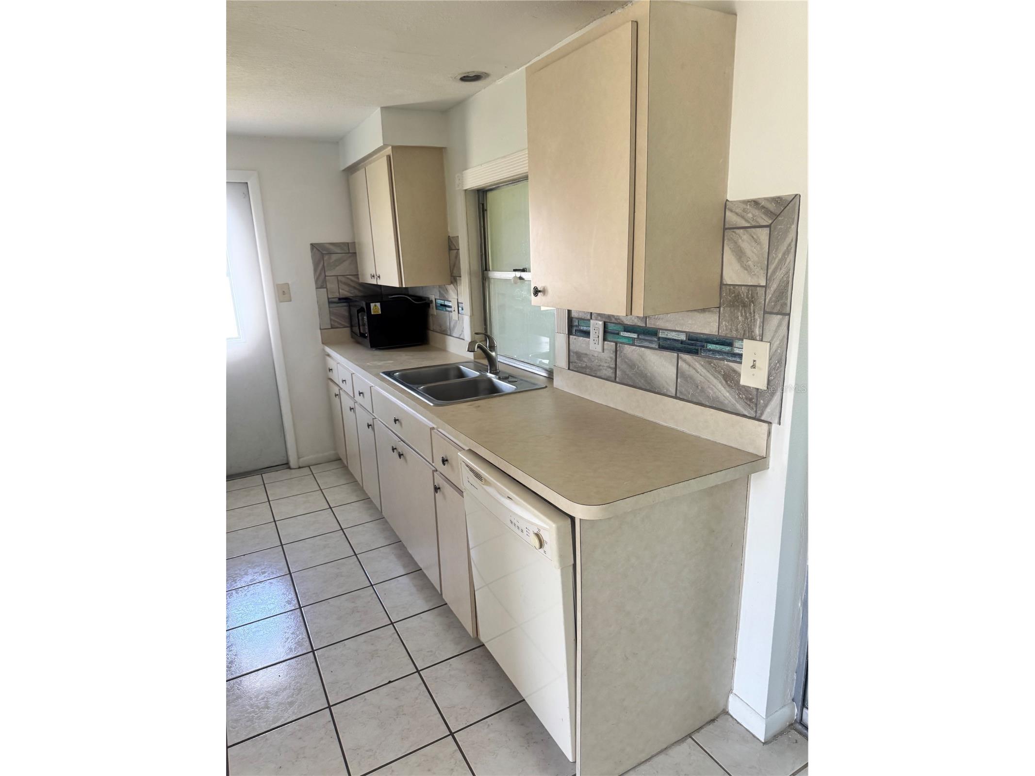 166 Dartmouth Drive NW Port Charlotte FL 33952 D6147031 image7