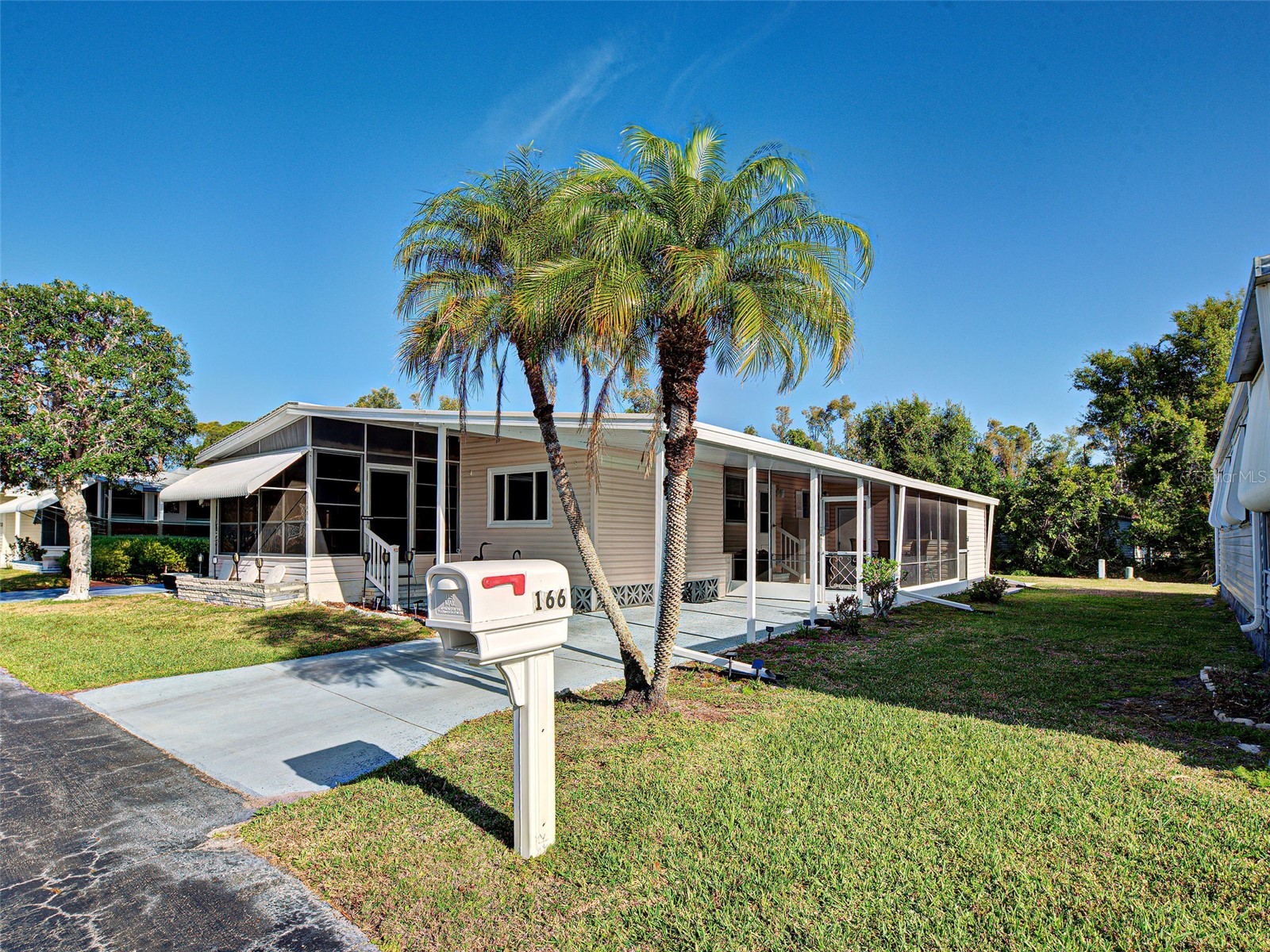 166 Edgewood Drive Osprey FL 34229 A4687852 image4