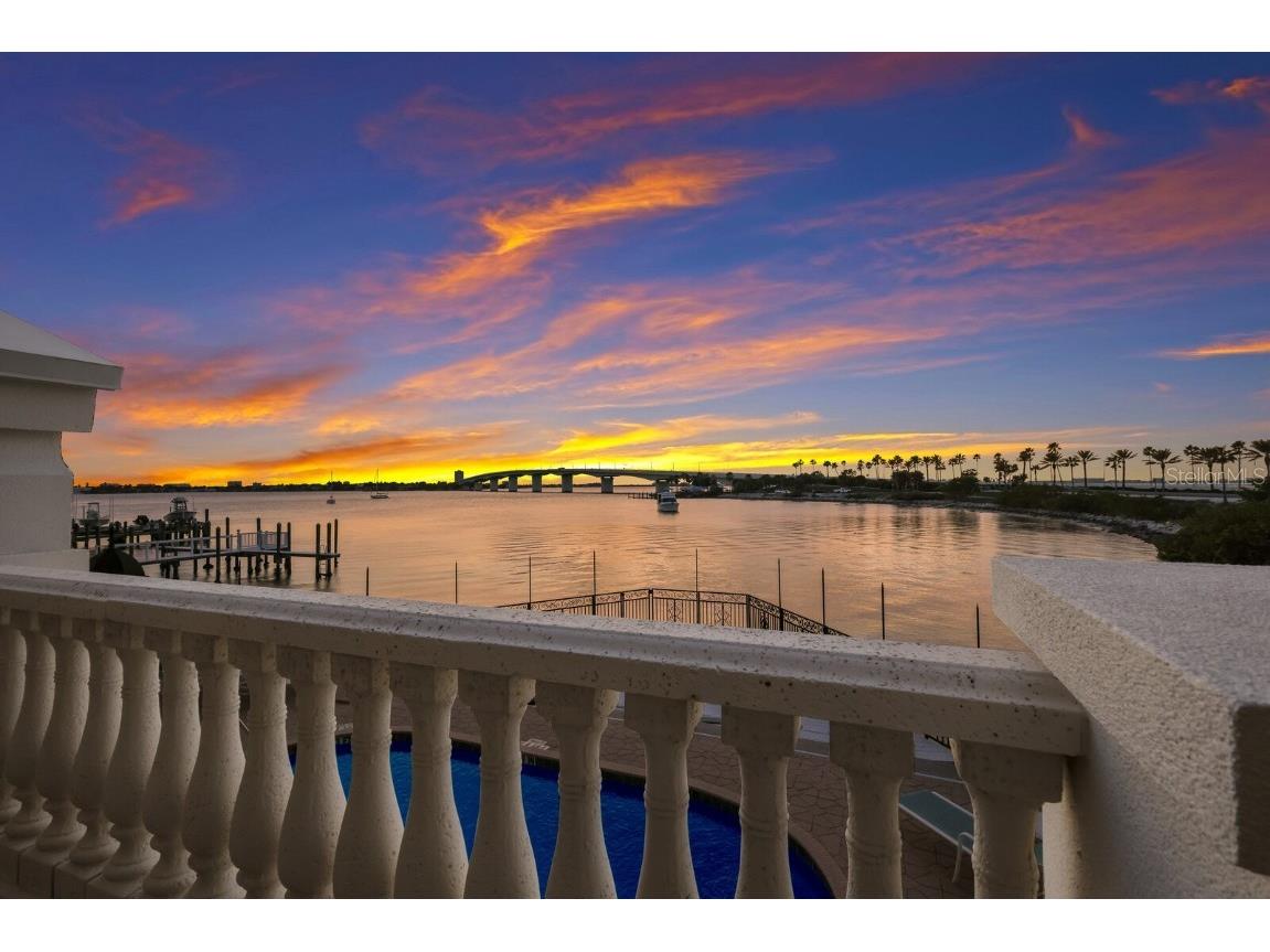 166 Golden Gate Point #21 Sarasota FL 34236 - SARASOTA BAY A4637281 image1