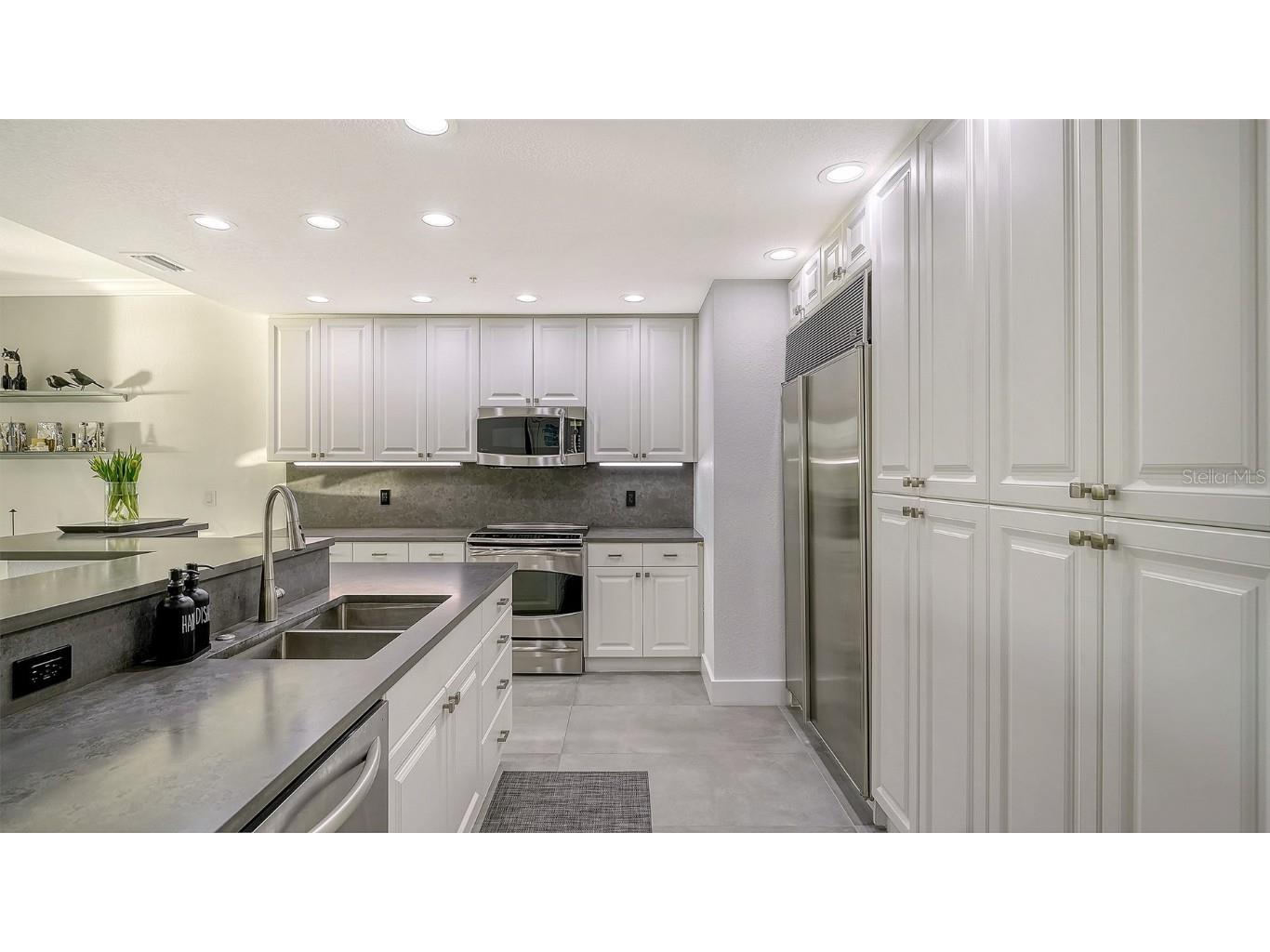 166 Golden Gate Point #22 Sarasota FL 34236 - SARASOTA BAY A4672526 image15