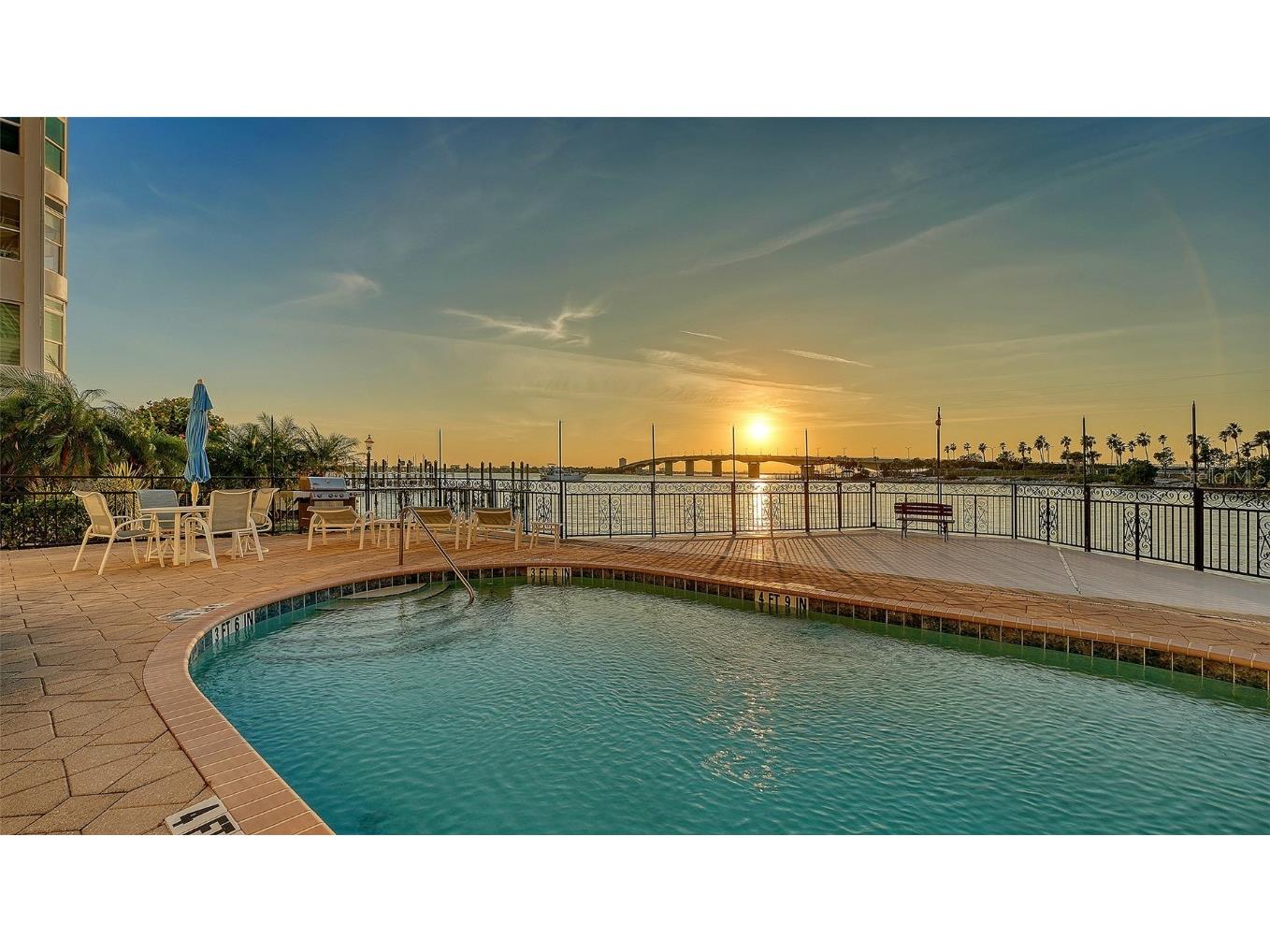 166 Golden Gate Point #22 Sarasota FL 34236 - SARASOTA BAY A4672526 image2