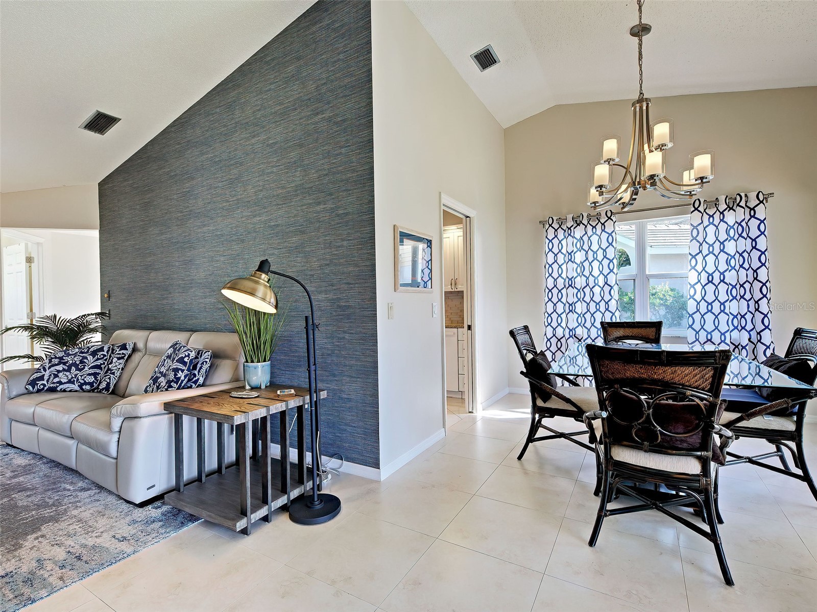166 Southampton Place S #348 Venice FL 34293 N6141797 image10