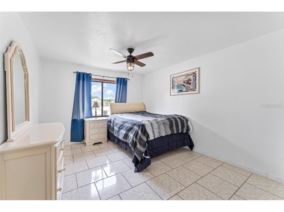 1660 E Apache Circle Deltona FL 32725 V4943221 image21