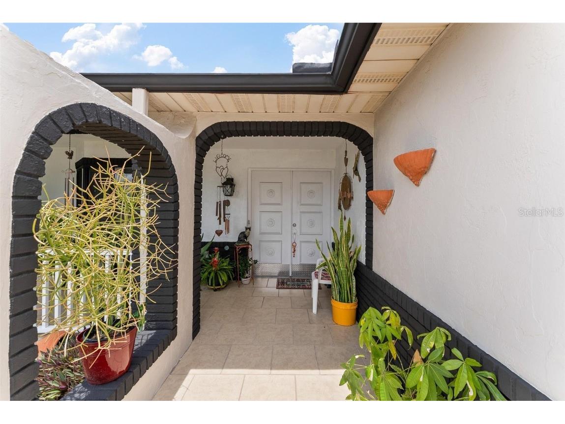 1660 E Apache Circle Deltona FL 32725 V4943221 image5