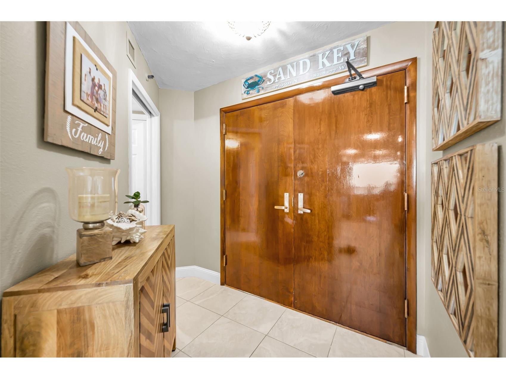 1660 Gulf Boulevard #1007 Clearwater Beach FL 33767 - GULF OF MEXICO & INTRACOASTAL TB8469992 image15