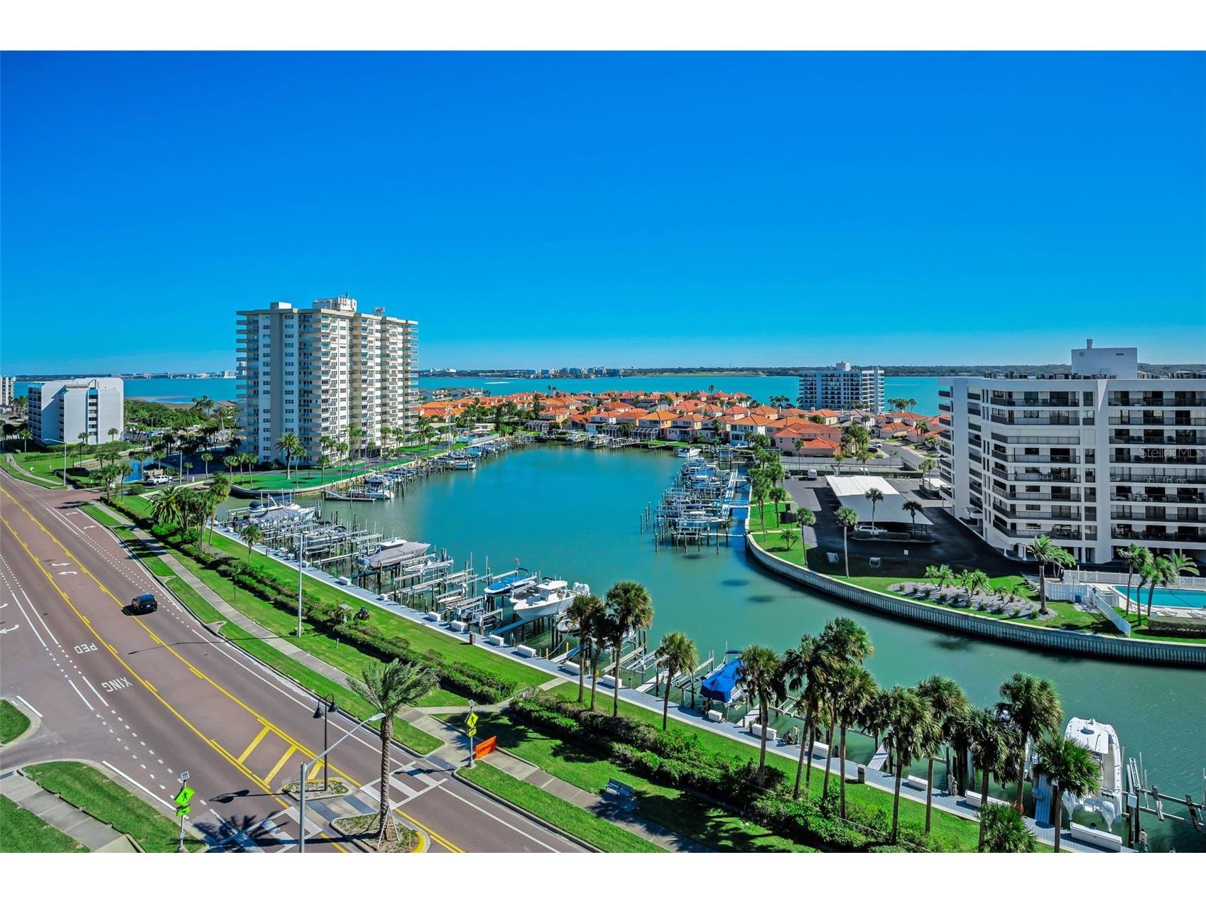 1660 Gulf Boulevard #1007 Clearwater Beach FL 33767 - GULF OF MEXICO & INTRACOASTAL TB8469992 image30