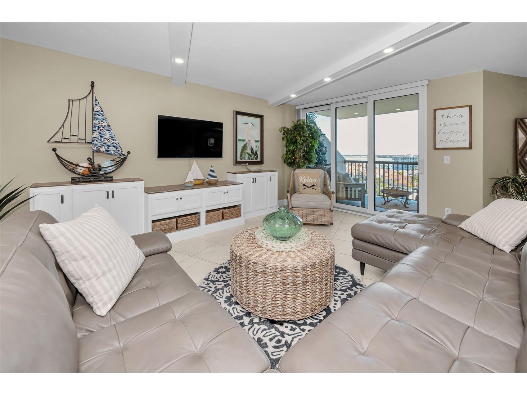 1660 Gulf Boulevard #1007 Clearwater Beach FL 33767 - GULF OF MEXICO & INTRACOASTAL TB8469992 image31