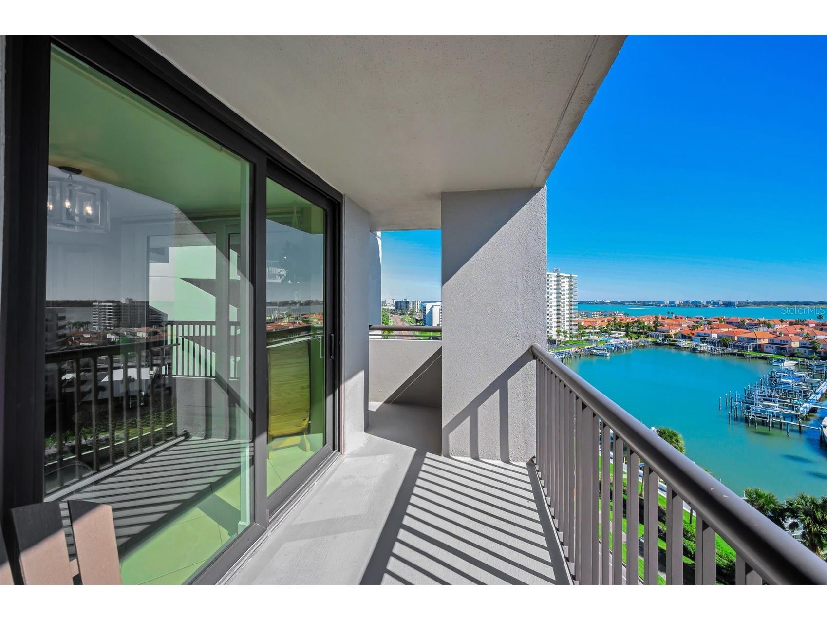 1660 Gulf Boulevard #1007 Clearwater Beach FL 33767 - GULF OF MEXICO & INTRACOASTAL TB8469992 image38